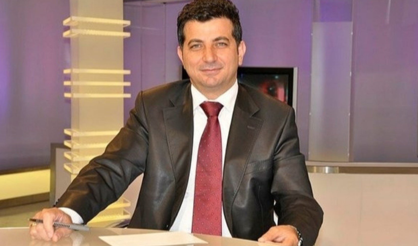 Yurt dışına kaçan Ünsal Ban hakkında yakalama kararı: Eski THK Üniversitesi Rektörü