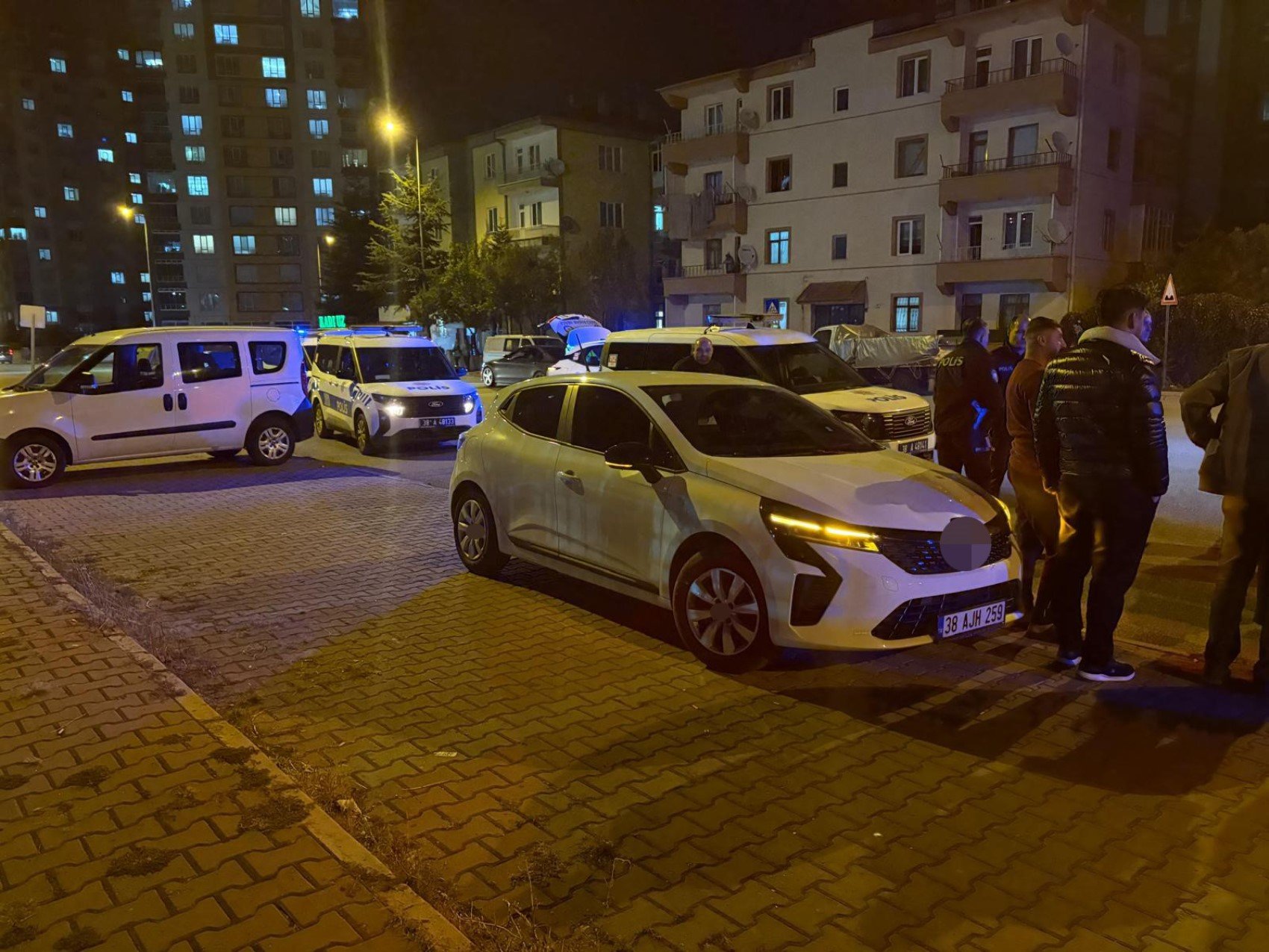 Babadan, polisten kaçan oğluna tepki: Keşke kafana sıksalardı