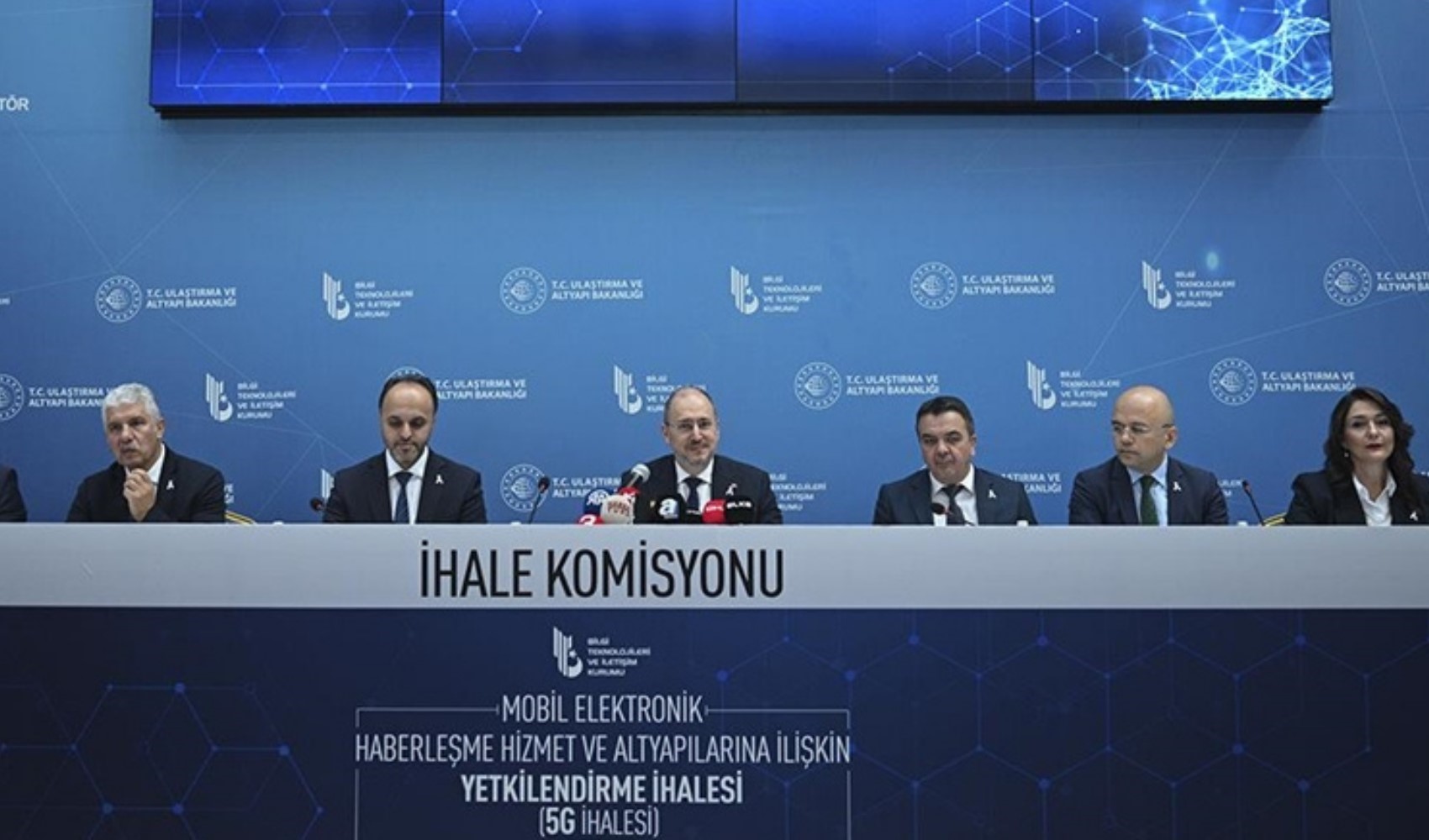 5G ihalesi yapıldı: Zirvenin sahibi belli oldu