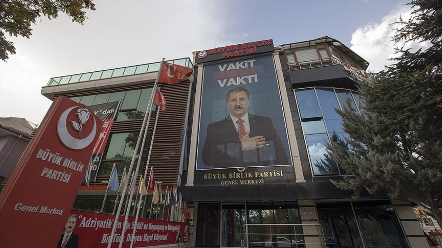 İç Anadolu anketinde AKP ile CHP arasında dikkat çeken fark! Dördüncü sırada büyük sürpriz