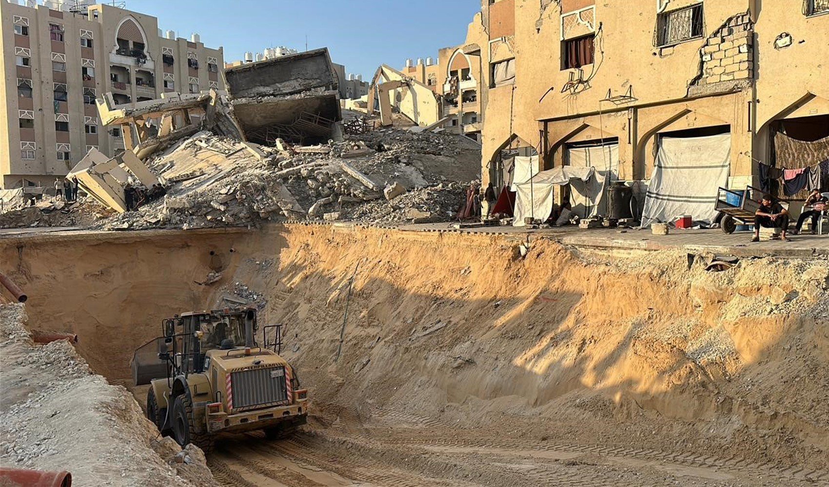 Hamas, İsrailli rehinelerin cesetlerine ulaşmak için kazı çalışmalarını sürdürüyor