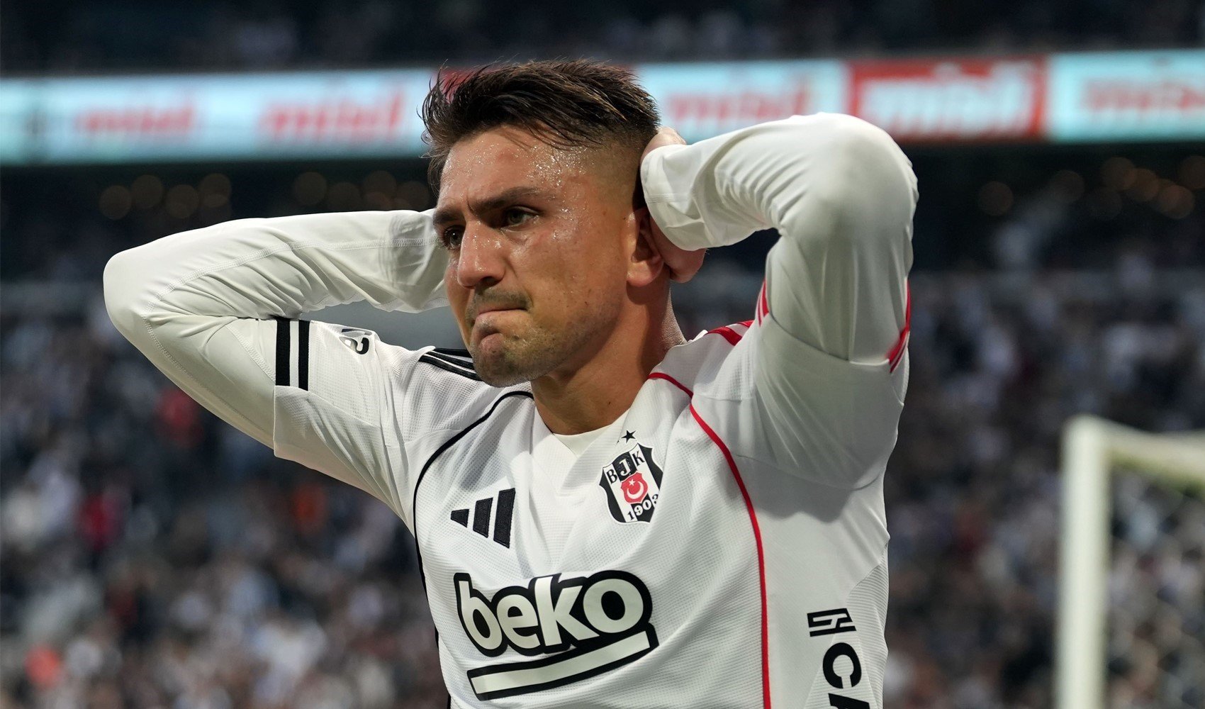 Beşiktaş evinde ilk kez kaybetti