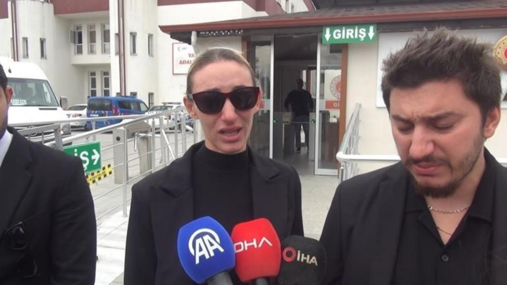 Güllü'nün kızı Tuğyan Ülkem Gülter hakkındaki iddialara yanıt verdi! Annesiyle arası bozuk muydu?