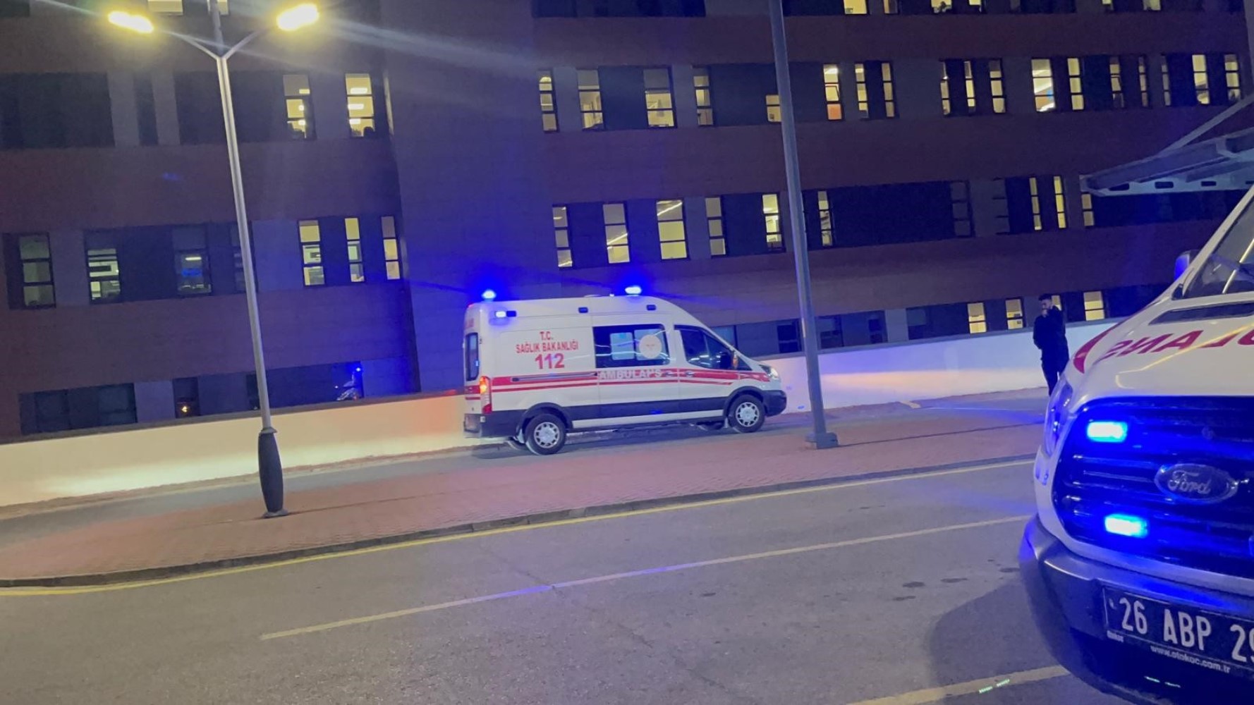 AKP milletvekili Ayşen Gürcan'ın içinde bulunduğu araç kazaya karıştı: 1 kişi hayatını kaybetti