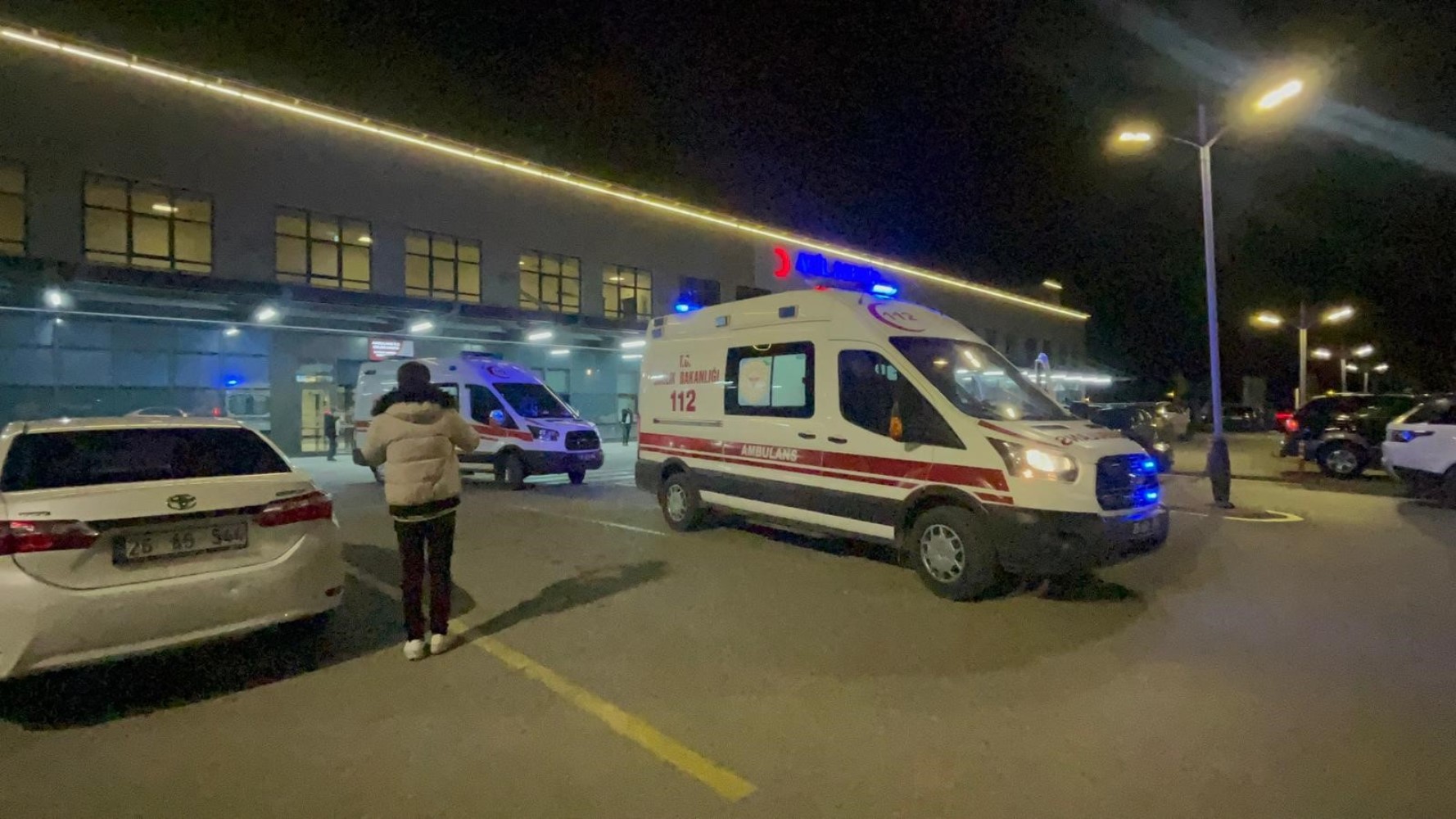 AKP milletvekili Ayşen Gürcan'ın içinde bulunduğu araç kazaya karıştı: 1 kişi hayatını kaybetti