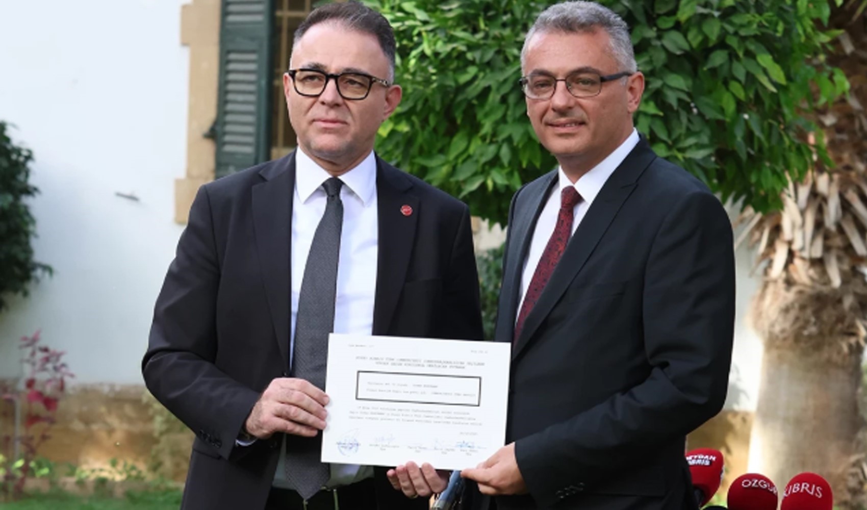 KKTC'de Tufan Erhürman mazbatasını aldı