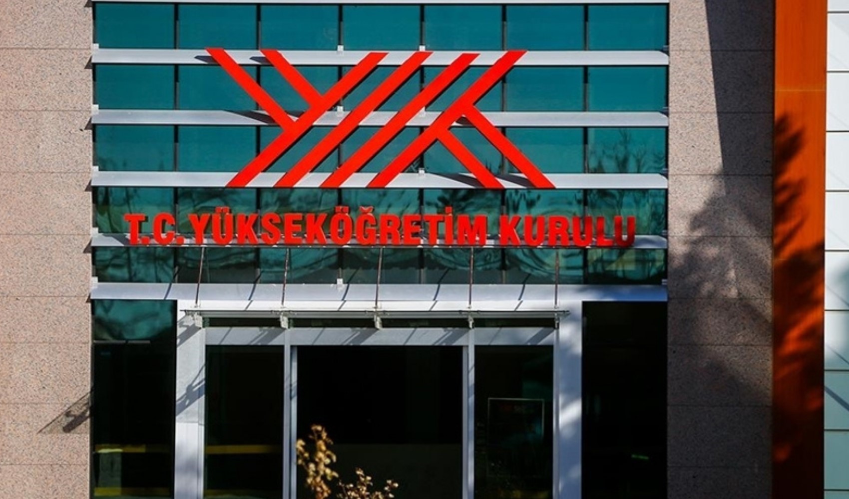 YÖK'ten üniversiteler için '3 yıl' adımı