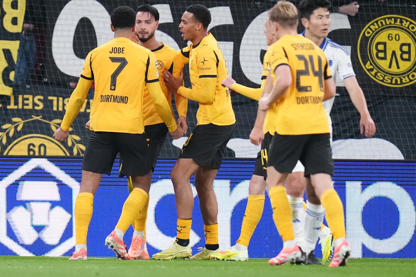 UEFA Şampiyonlar Ligi'nde 9 maçta 43 gol