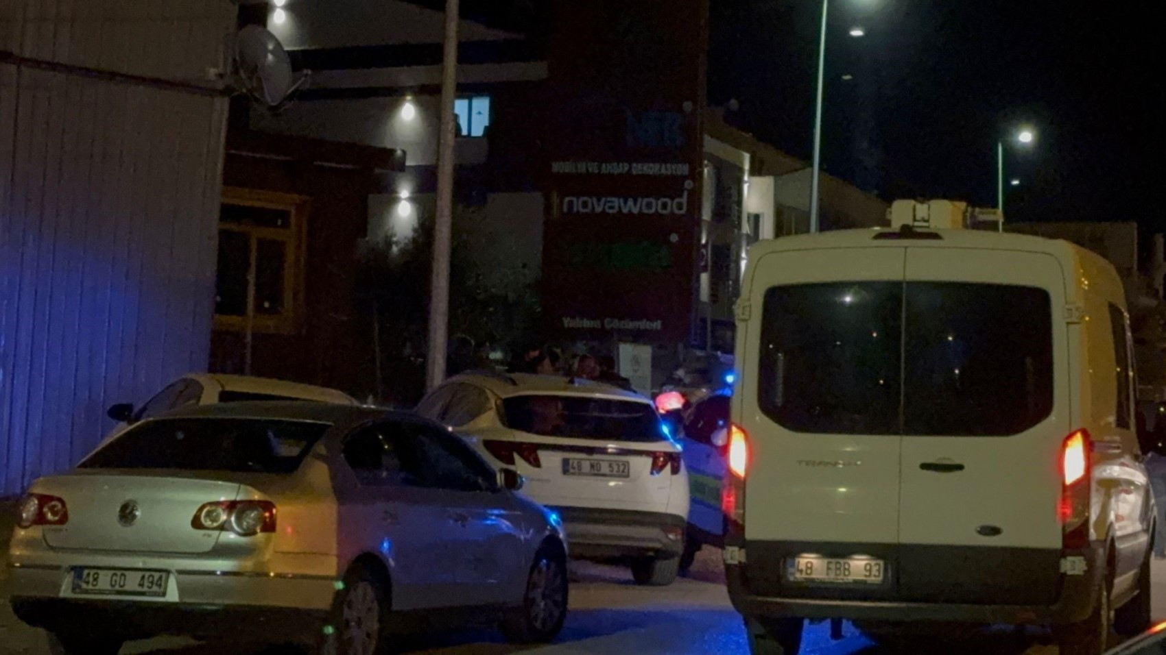 Uyuşturucu operasyonunda polise ateş açtılar: Bir yaralı