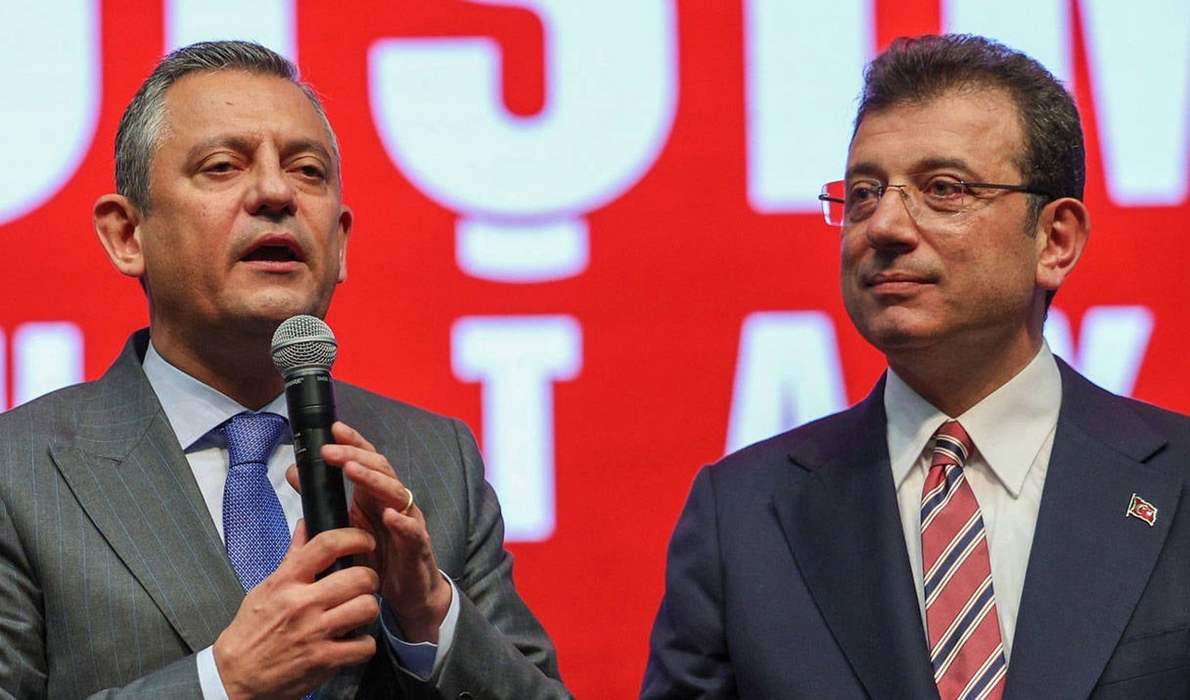 Silivri'de Özgür Özel-Ekrem İmamoğlu zirvesi Silivri'de Özgür Özel-Ekrem İmamoğlu zirvesi