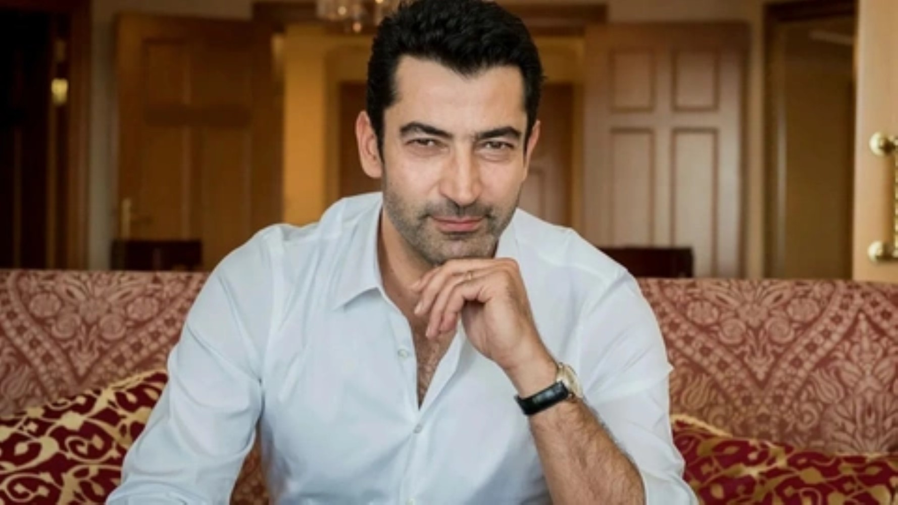 Yıllar sonra ekranlara çıkmaya hazırlanan Kenan İmirzalıoğlu’na rekor ücret: Yeni dizisinde kazanacağı rakam belli oldu