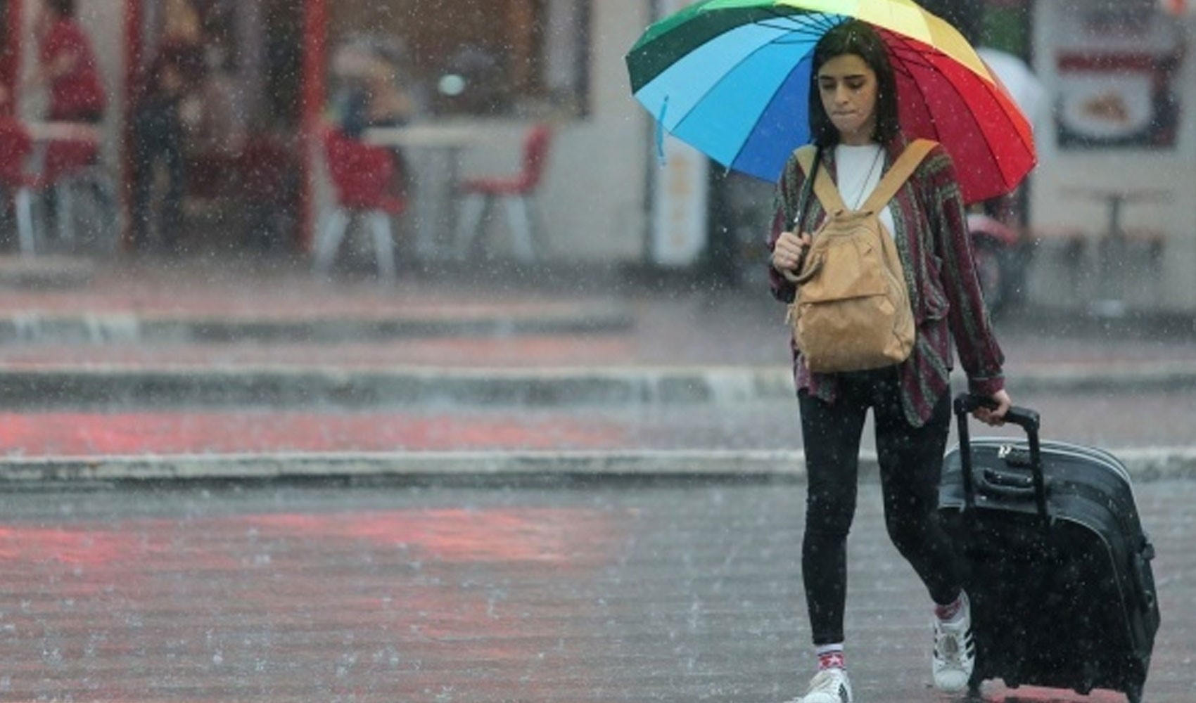 Meteoroloji'den İzmir dahil 7 kente sarı kodlu uyarı: Kuvvetli sağanak geliyor! İşte il il 23 Ekim Perşembe hava durumu...