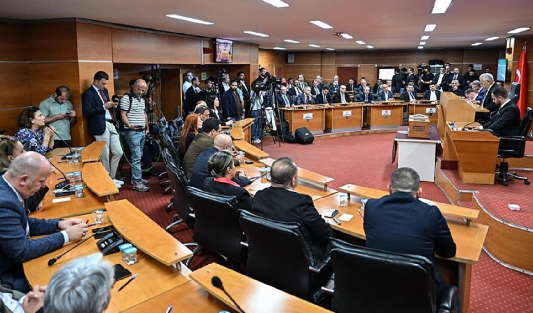 Bayrampaşa’da seçim krizi noktalandı: CHP’nin itirazı reddedildi, yeni seçimin tarihi belli oldu
