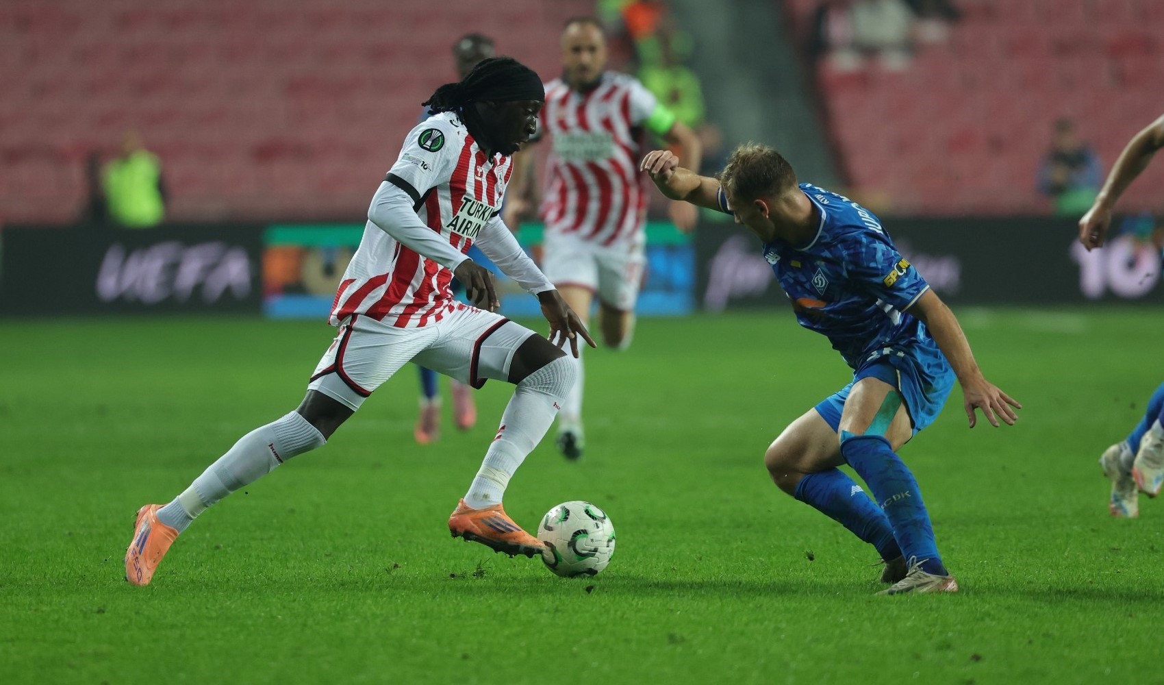 Samsunspor'dan Dinamo Kiev'e farklı tarife