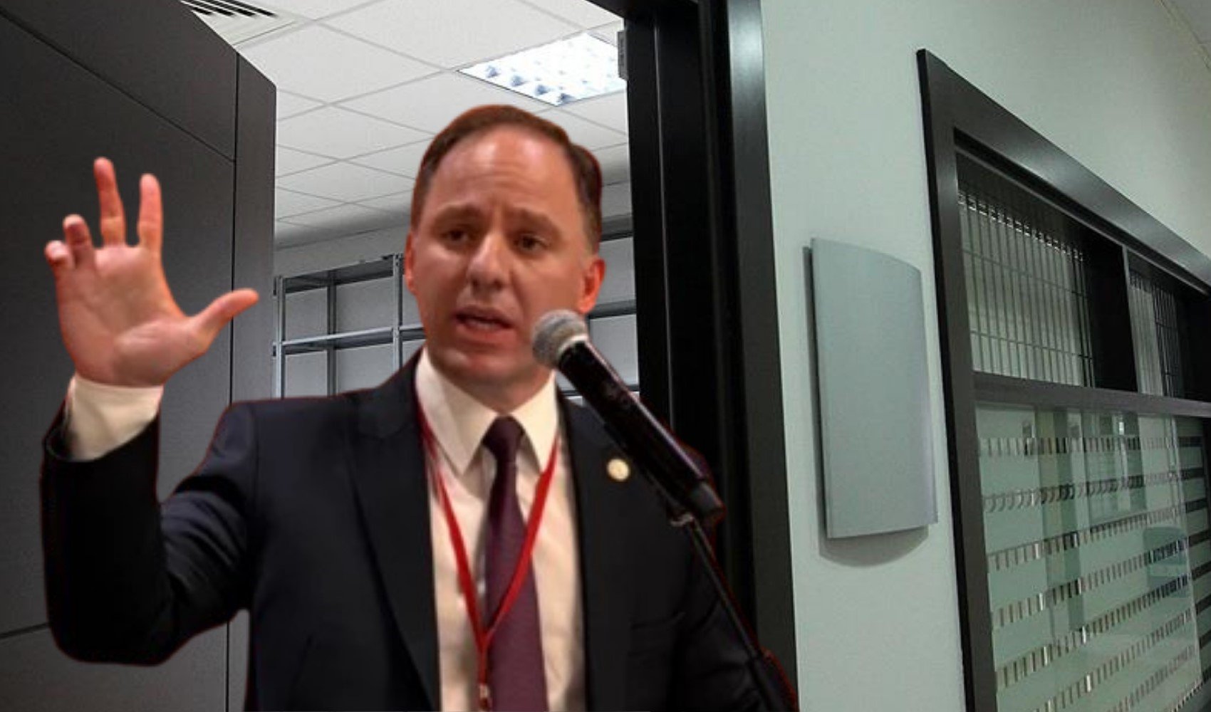 İmamoğlu’na 'casusluk' suçlamasına sert tepki: 'Devletin kozmik odasını kim açtı?' İmamoğlu’na 'casusluk' suçlamasına sert tepki: 'Devletin kozmik odasını kim açtı?'