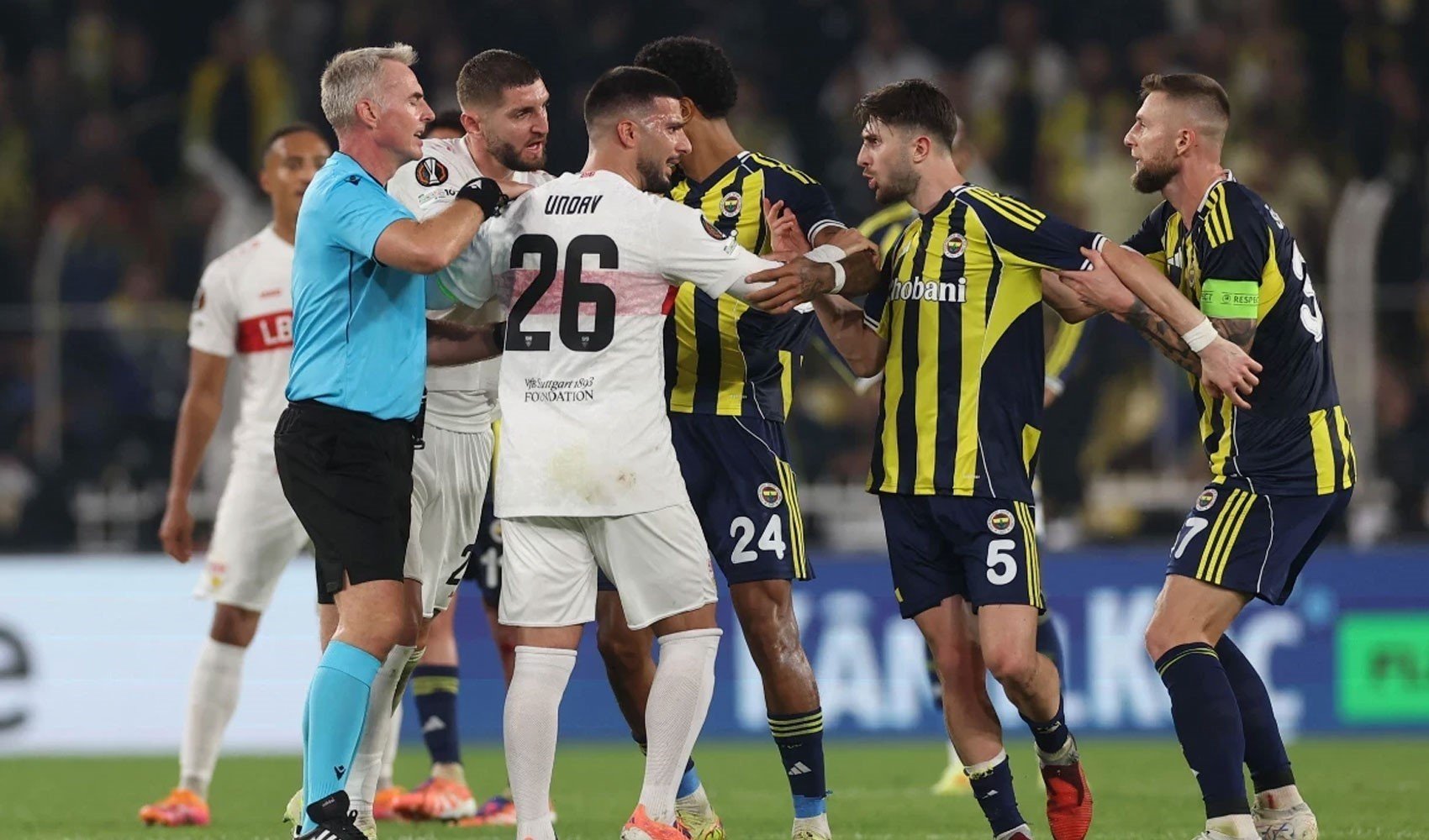 Mağlubiyeti hazmedemediler: Stuttgart'tan Fenerbahçe'ye şok suçlama! Mağlubiyeti hazmedemediler: Stuttgart'tan Fenerbahçe'ye şok suçlama!