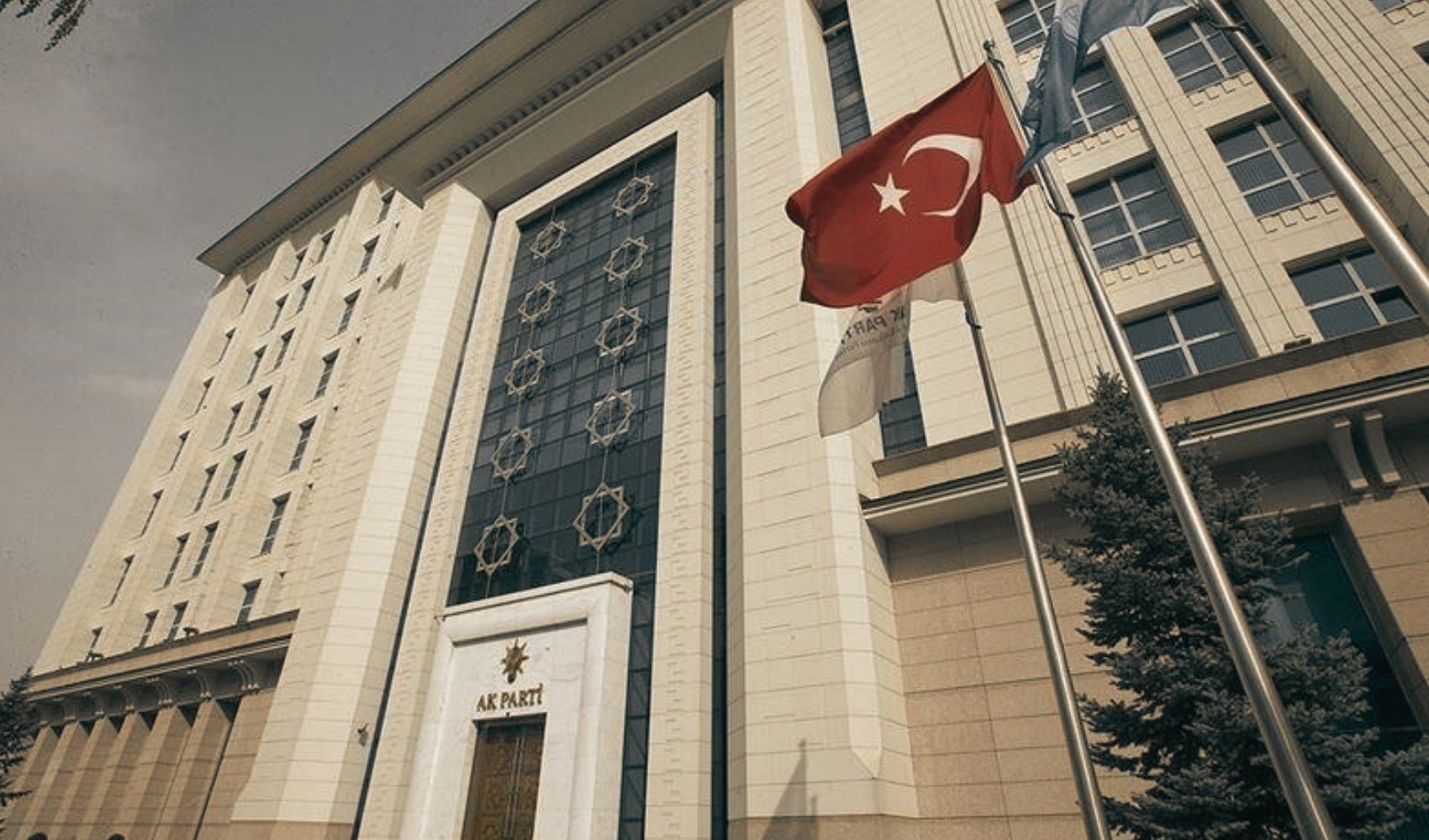 Oyları düşen iktidardan yeni formül