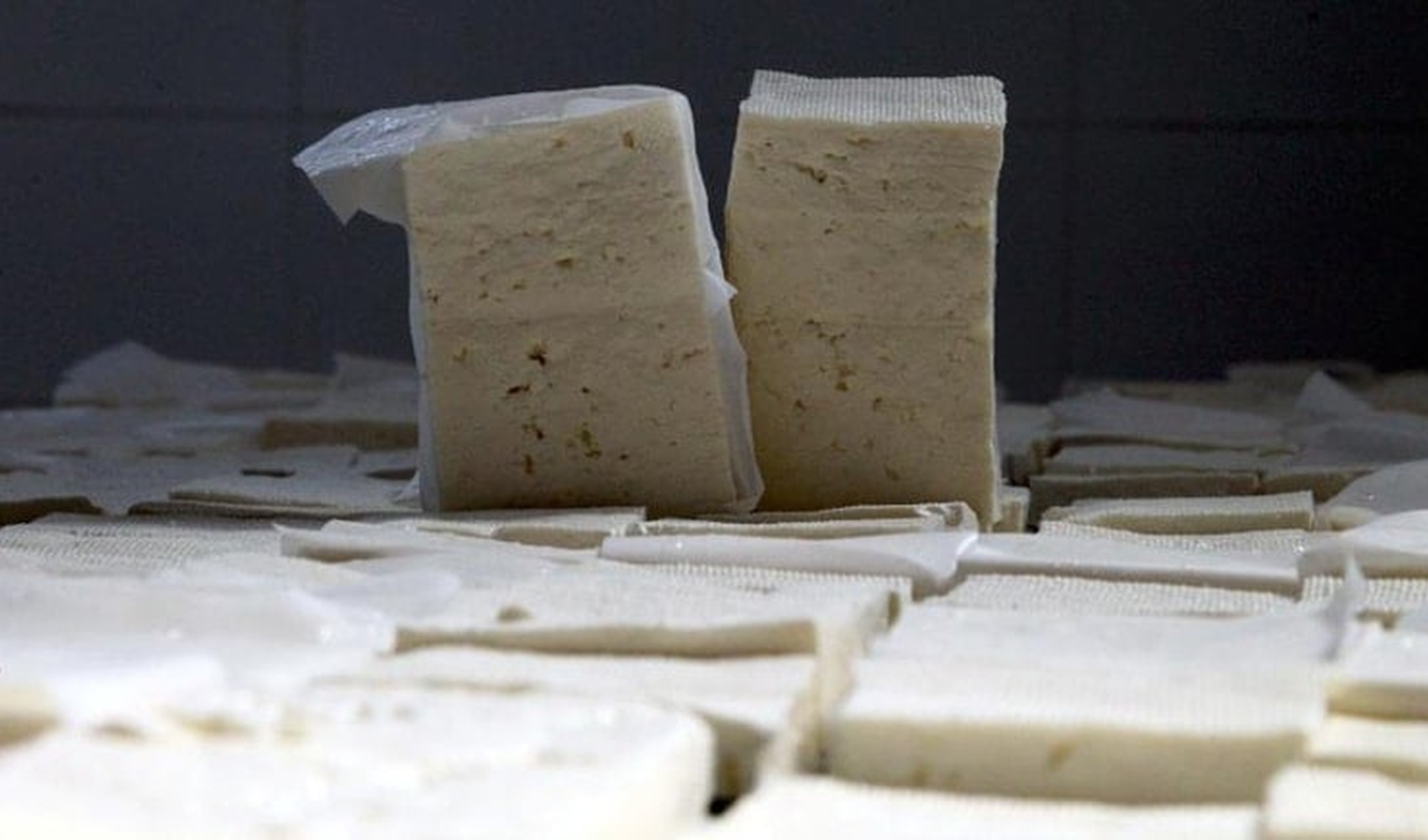 O peynirler raflardan toplatılıyor