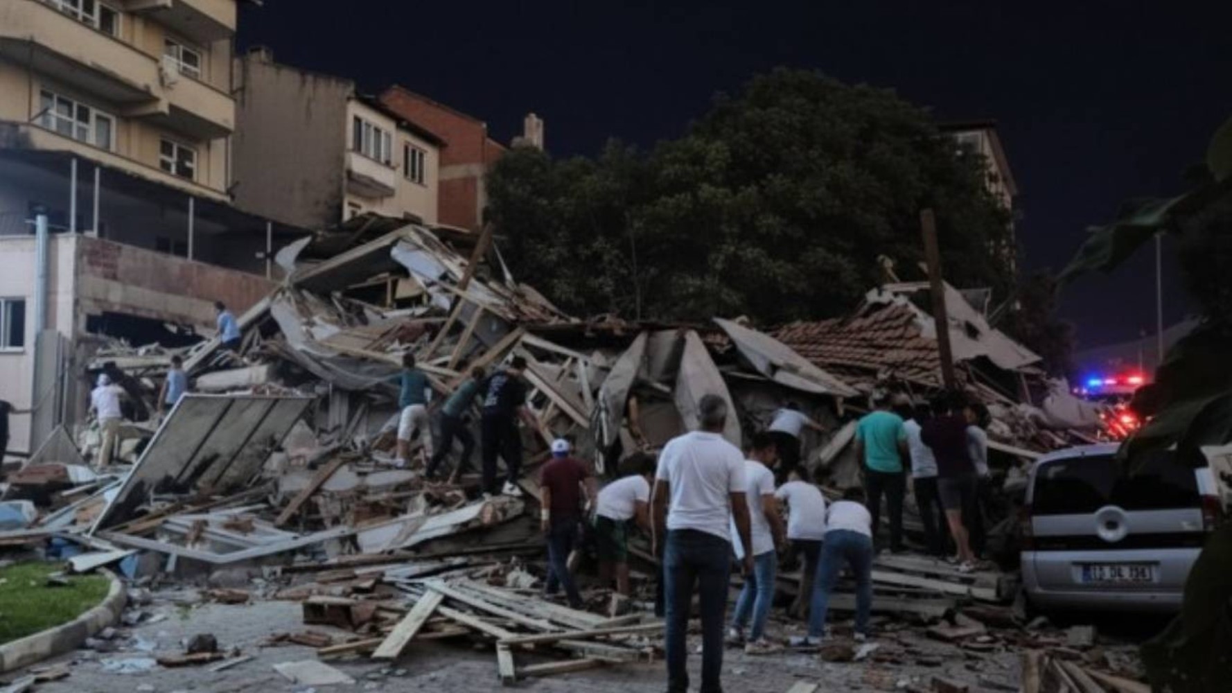 Balıkesir'deki deprem sonrası Şener Üşümezsoy'dan önemli açıklama! İstanbul depremini tetikler mi?