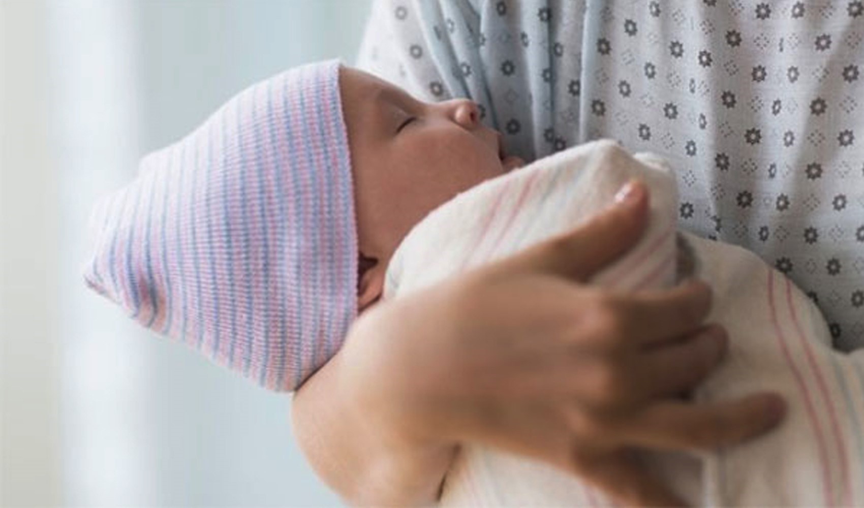 Çalışan ebeveynler dikkat: Doğum izinlerinde babaları da kapsayan yeni düzenleme