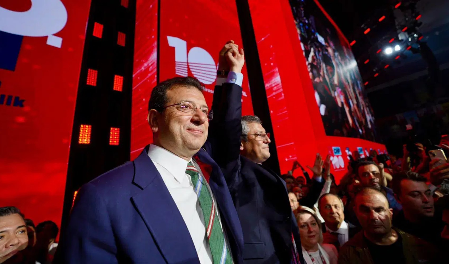 İmamoğlu'ndan Kadıköy'deki 29 Ekim yürüyüşüne çarpıcı mesaj: Cumhuriyet ve demokrasiye yönelik bir tehdittir