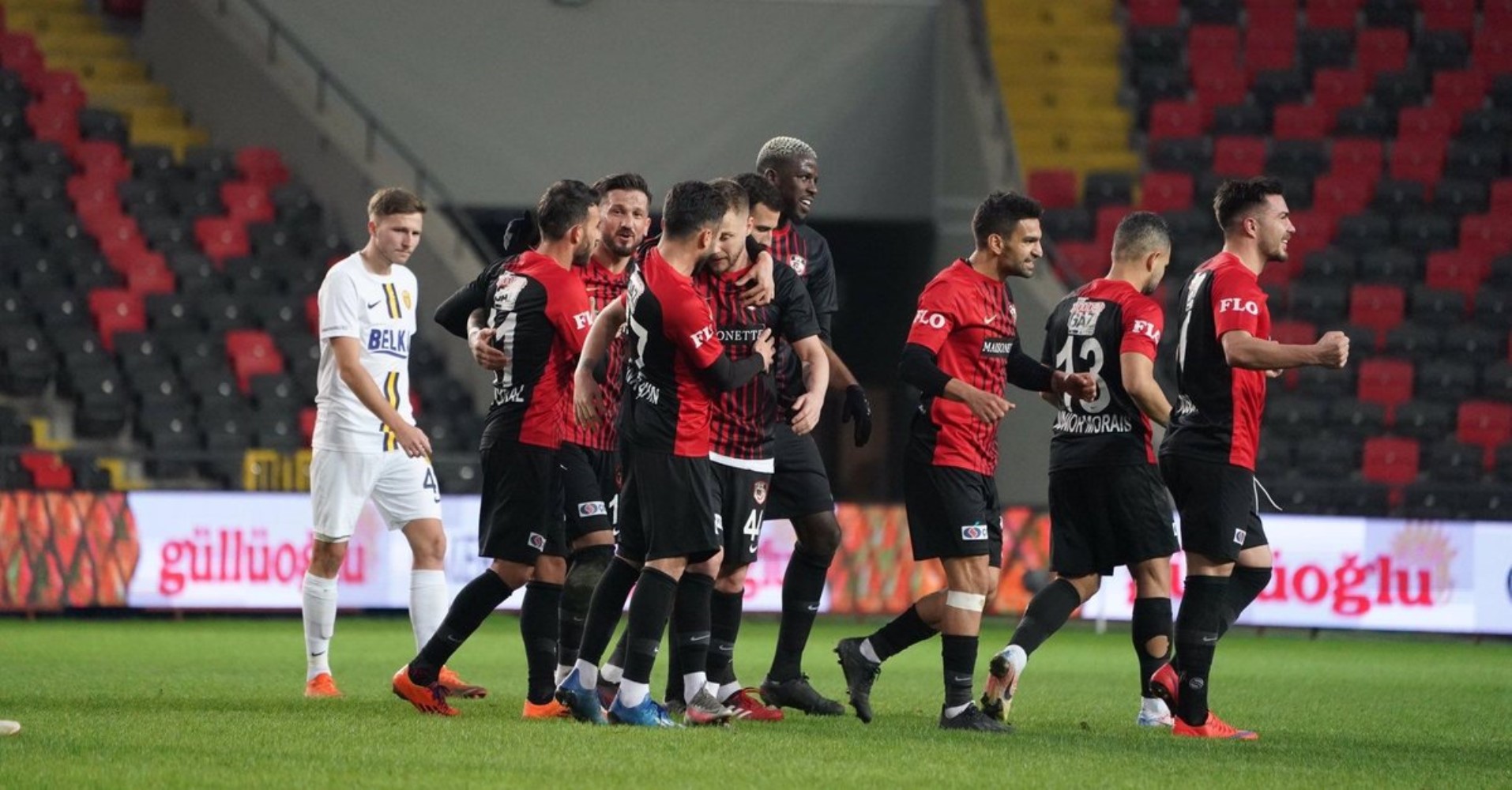 Süper Lig'de hakemlerin bahis oynadığı maçlar belli oldu!