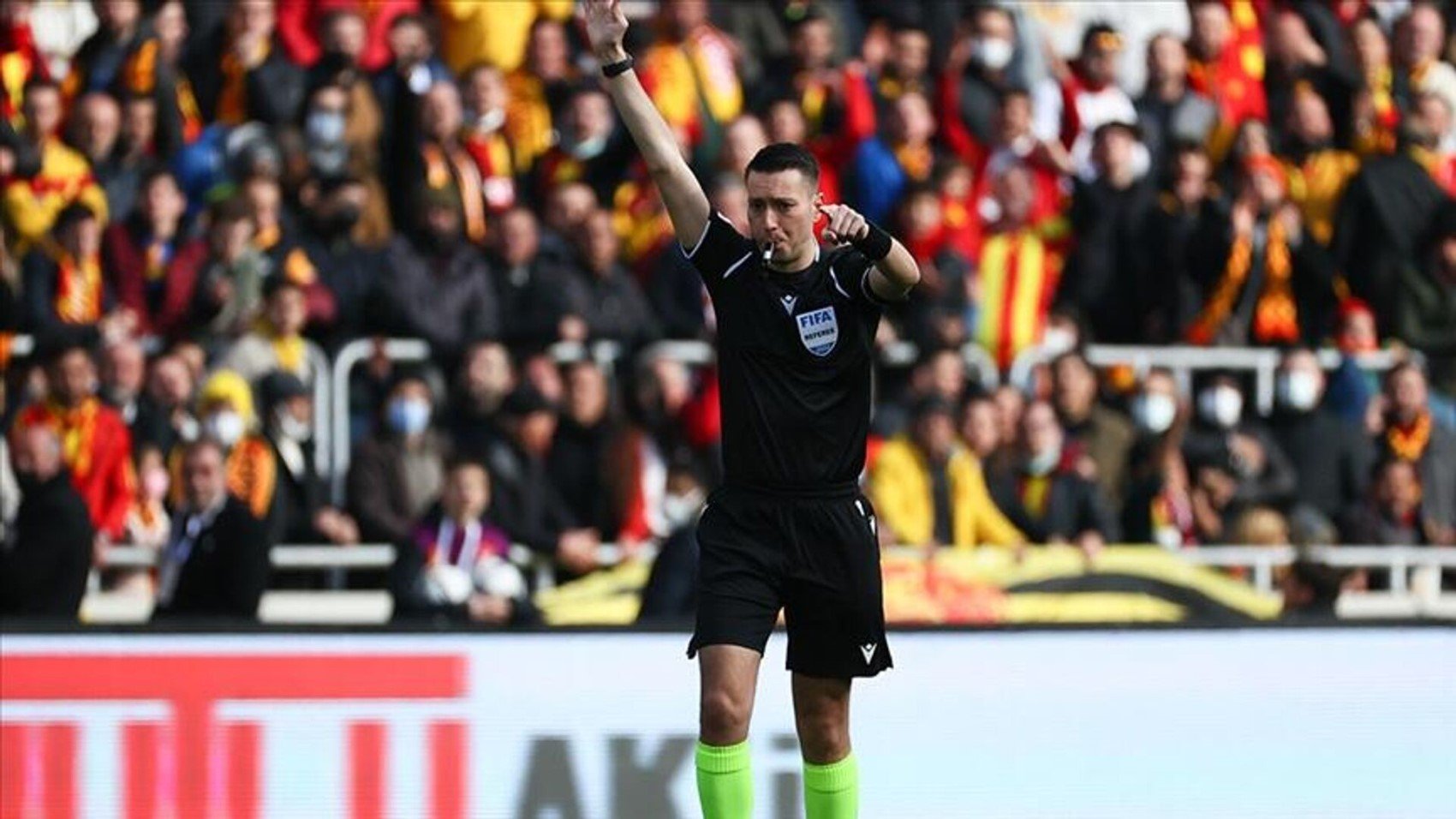 Bahisçi hakem Zorbay Küçük'ün karanlık geçmişi! Uyuşturucu, küfür, hakaret...