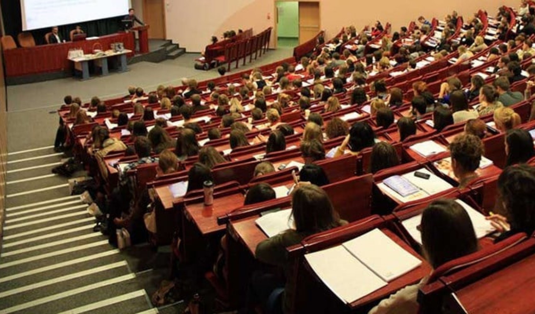 Zam şampiyonu üniversiteler oldu