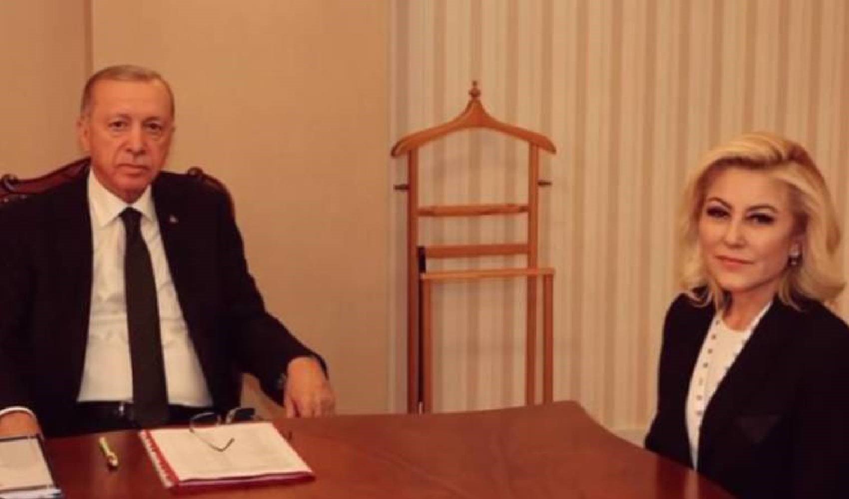 Istakozcu AKP’li Şebnem Bursalı’dan yapay zekalı Atatürk paylaşımı! 'Dünya bir yana'