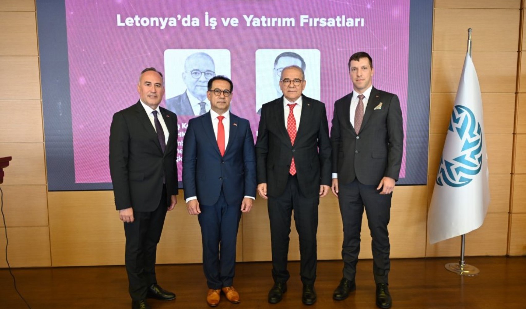 Letonya Büyükelçisi İstanbul’da temaslarda bulundu