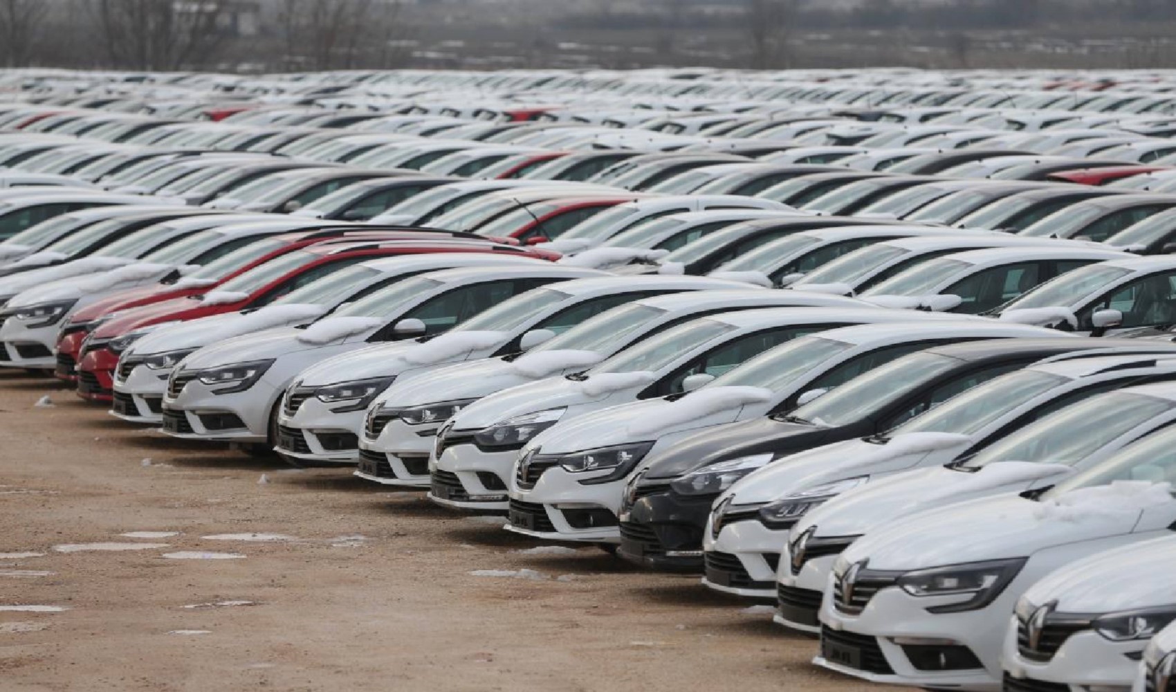 İlana koyduğu aracın fiyatıyla oynayan satıcıya ceza! Skandal mesajı ortaya çıktı: 'Bebeğim o fiyata sattığımı kanıtlarsan...'