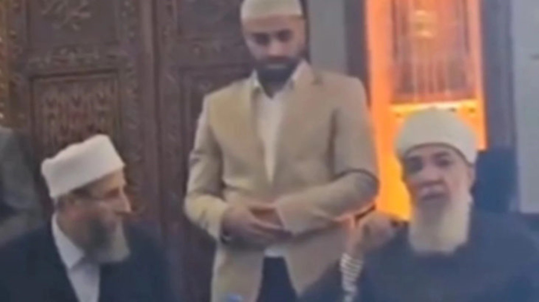 Menzil'de sular durulmuyor: İktidar miras kavgasında ikili mi oynuyor? Toplam servetlerini açıkladı