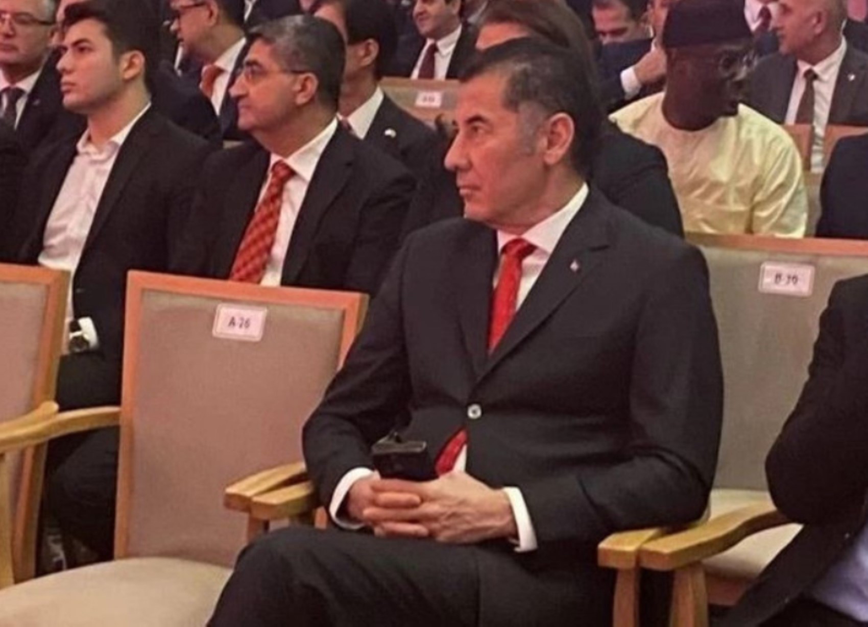 Erdoğan yeni anayasa için kolları sıvadı: Tarih verdi!