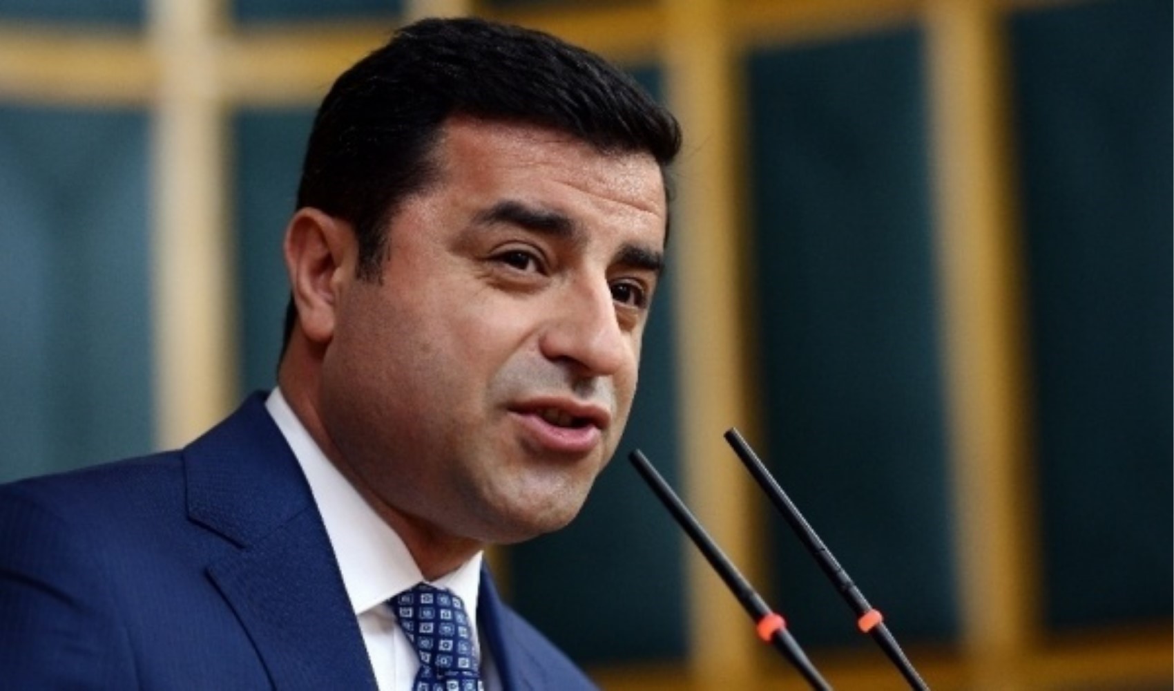 Selahattin Demirtaş cezaevinden yazdı Selahattin Demirtaş cezaevinden yazdı