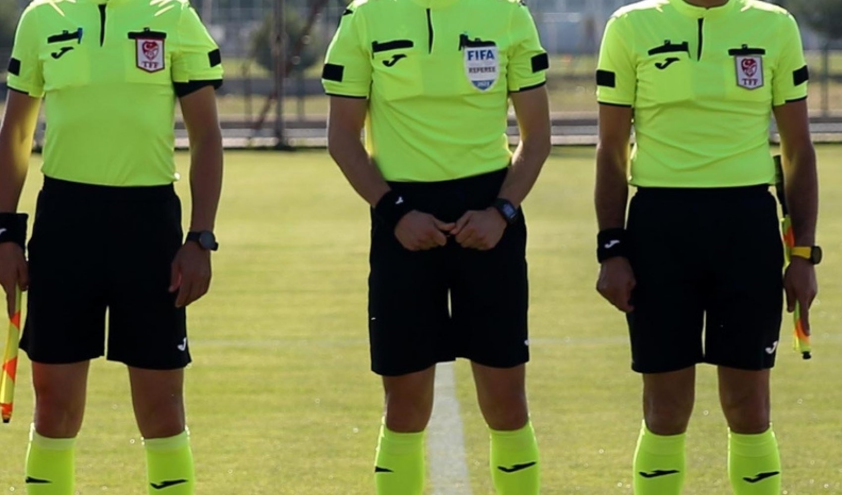 Kendi maçına kırmızı kart bahsi oynadı: Yatırdığı paranın 10 katını kazandı Kendi maçına kırmızı kart bahsi oynadı: Yatırdığı paranın 10 katını kazandı