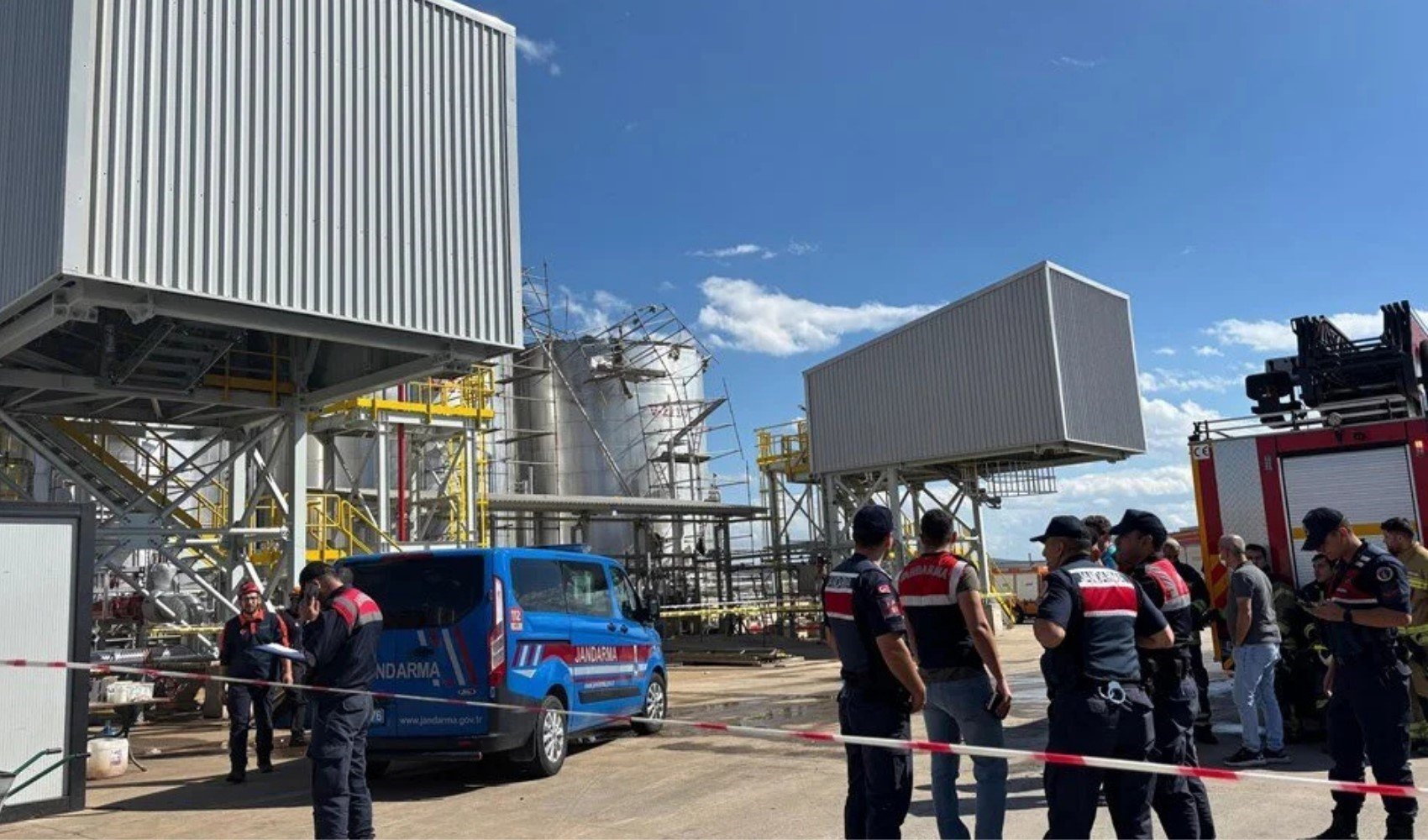 Kocaeli'deki fabrikada iş kazası: İki işçi hayatını kaybetti