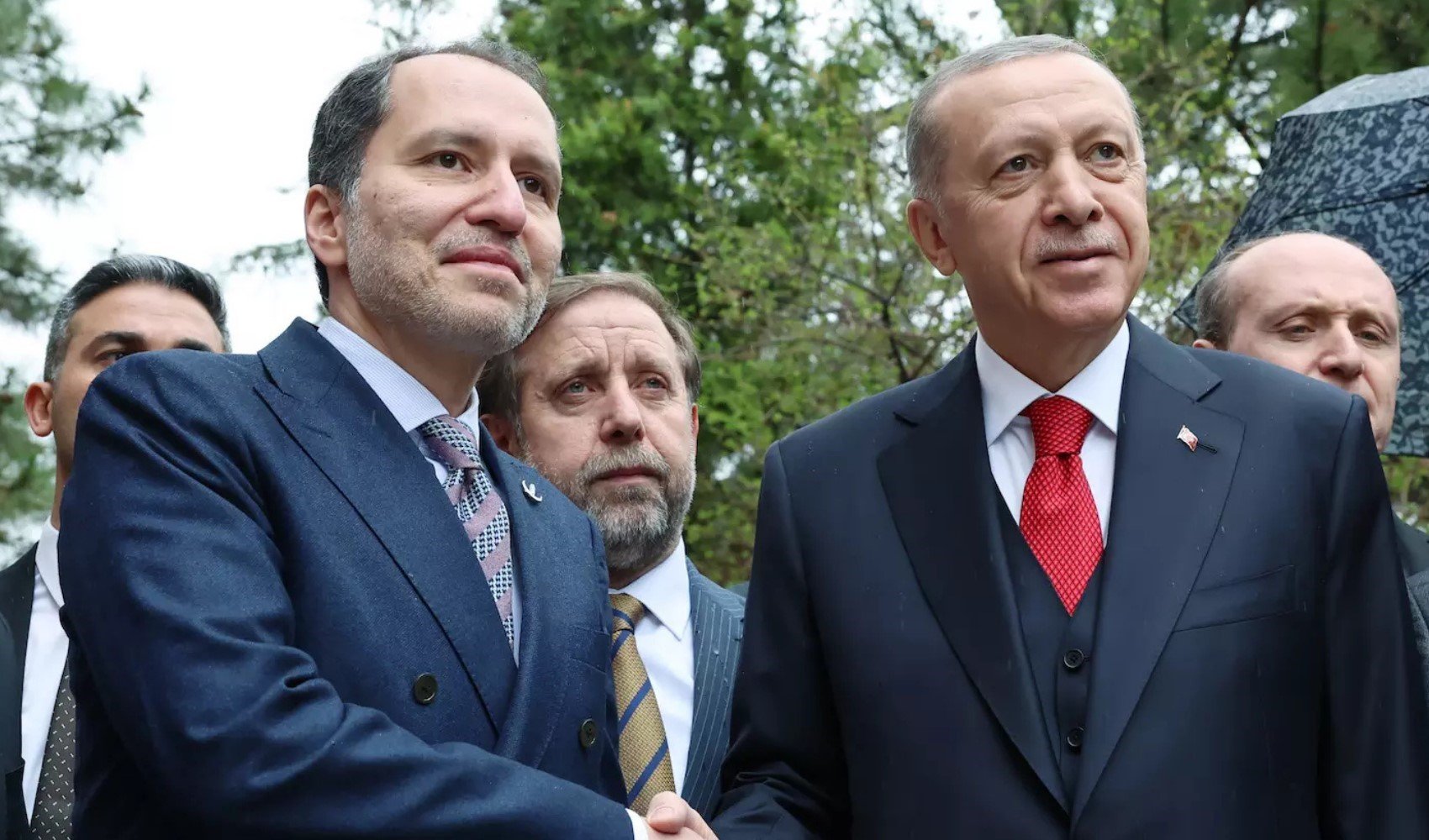 AKP’nin yapacağı iddia edilen anayasa referandumu planına yanıt eski ortaktan geldi