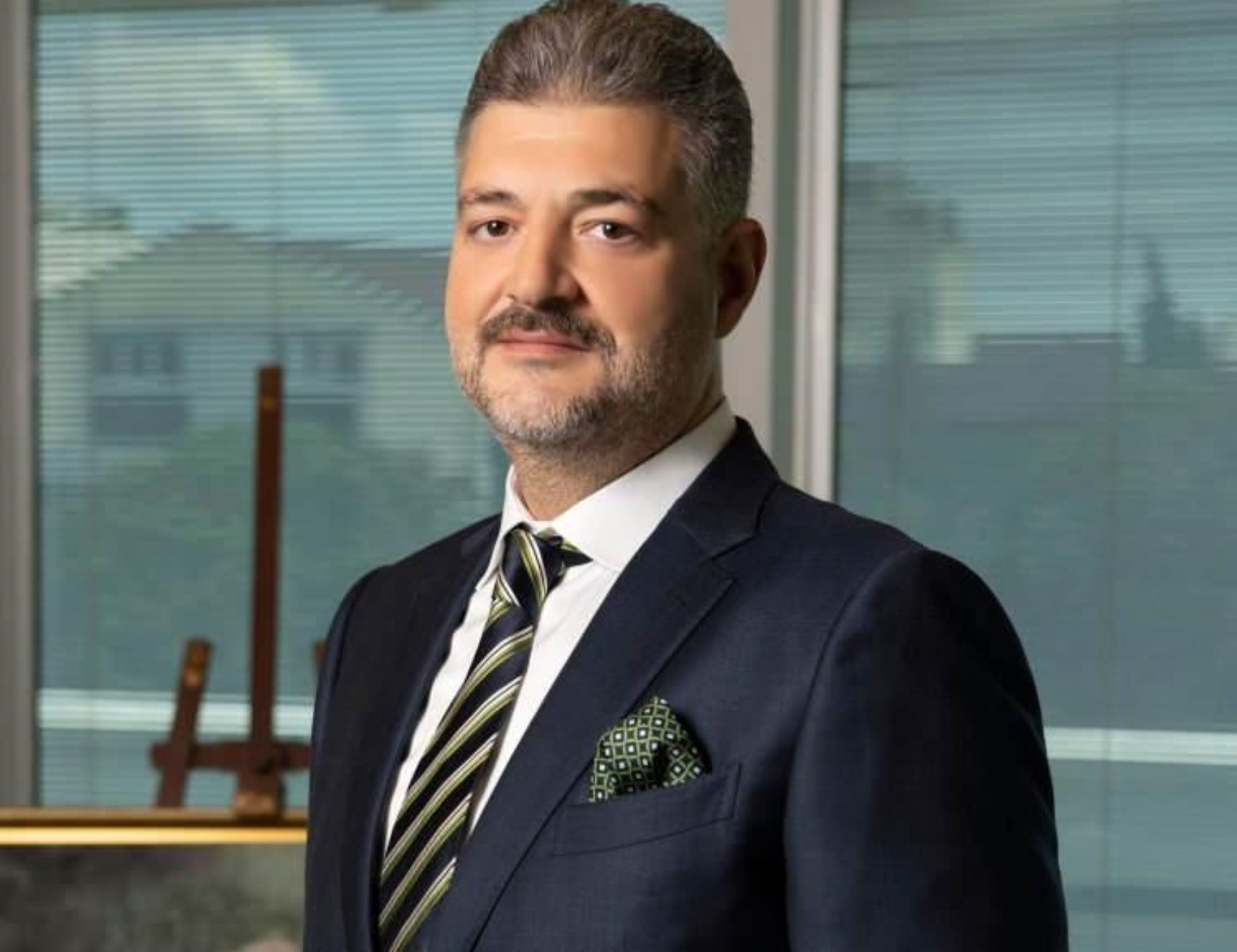 Forbes listesi güncellendi: Türkiye’nin en zengin 10 ismi değişti!