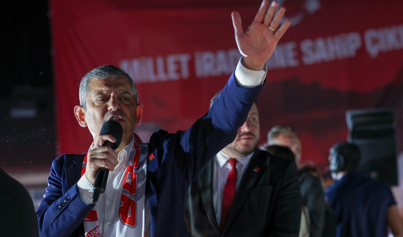 Özgür Özel’den Erdoğan’a TRT çağrısı: 'Hazırsa yarın akşam'