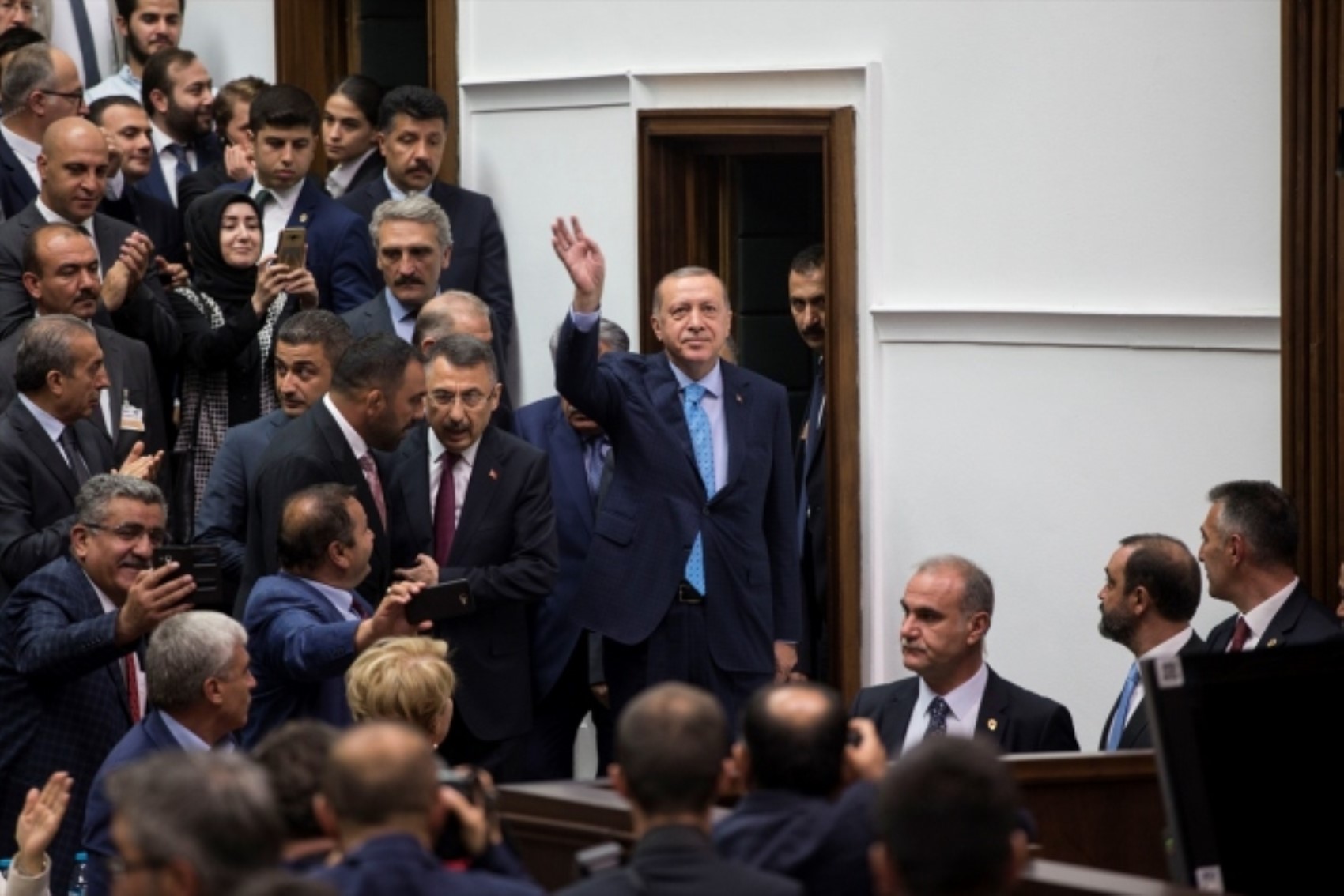 AKP'de endişe artıyor: CHP operasyonları ters tepti! 'Erdoğan sevgisi yerini Erdoğan korkusuna bıraktı'