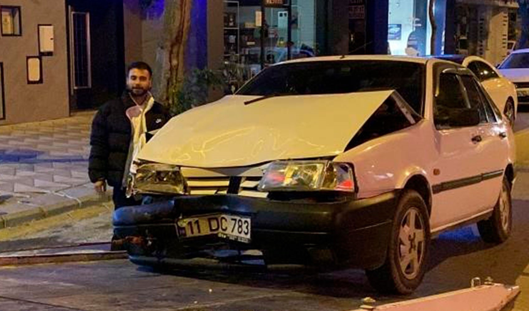 Alkollü ve ehliyetsiz sürücüden 'kaza' pozu: 'Kafam güzel olmasa röportaj da verirdim'