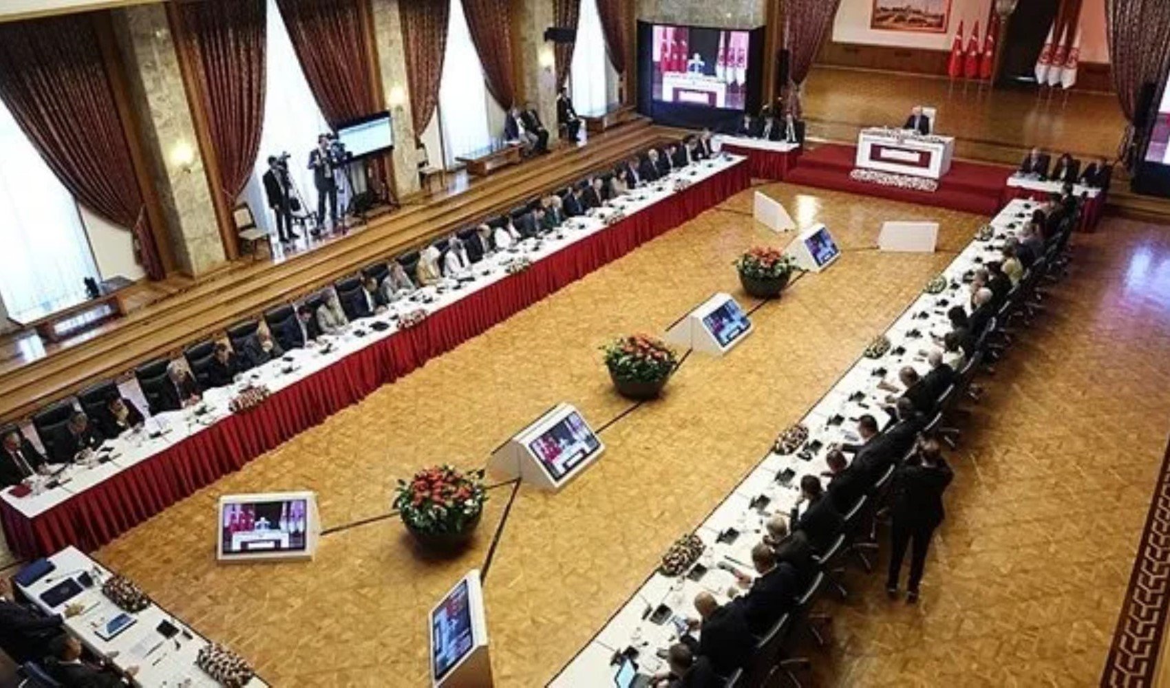 Açılım komisyonu 14. kez toplanıyor: Katılımcılar dikkat çekti