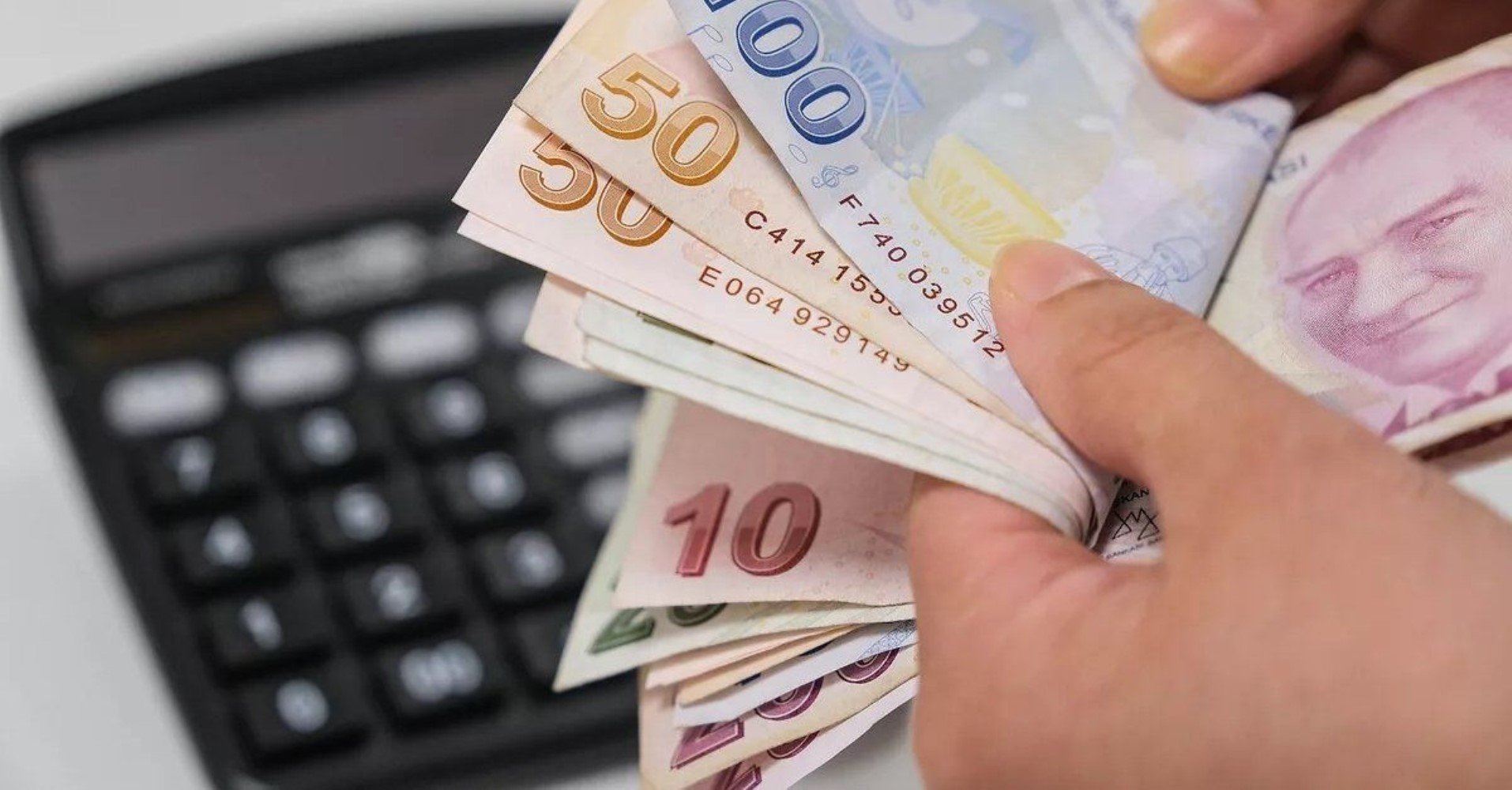 2026'da zam fırtınası: IMEI kayıt ücreti, pasaport, yurt dışı çıkış harcı, MTV fiyatları netleşti