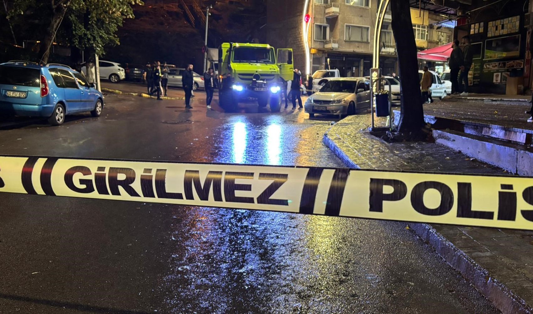 Jiletle çevreye rahatsızlık veren şahıs silahla vuruldu