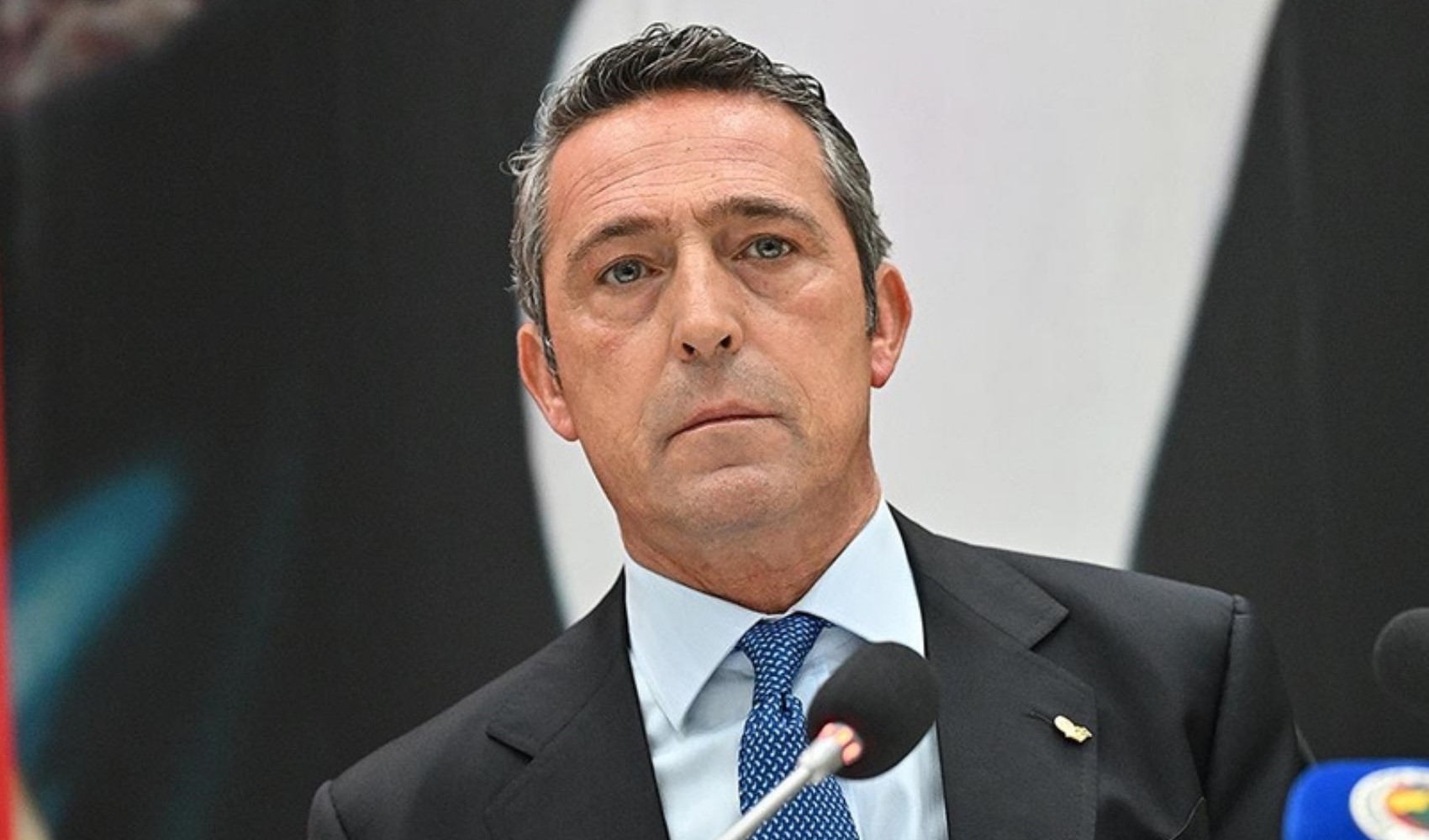 Ali Koç'tan Fenerbahçe Kadın Voleybol Takımı'na tebrik