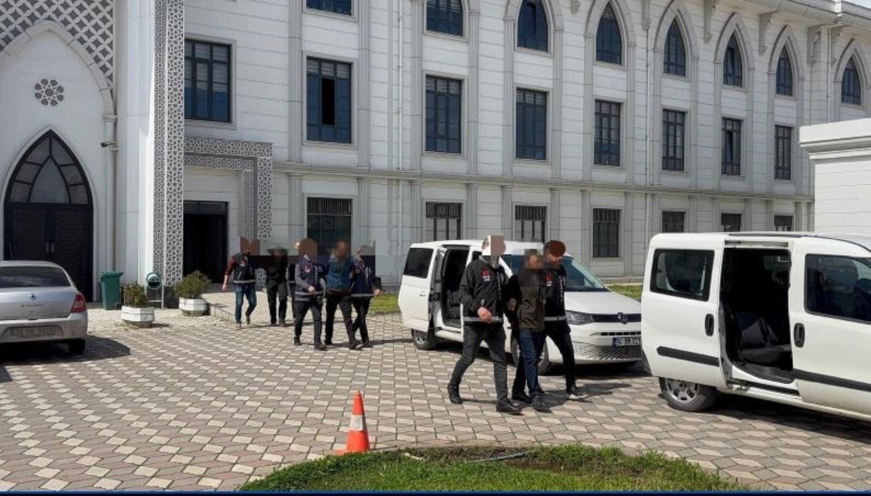 Evladı öldürülen babadan yürek yakan sözler