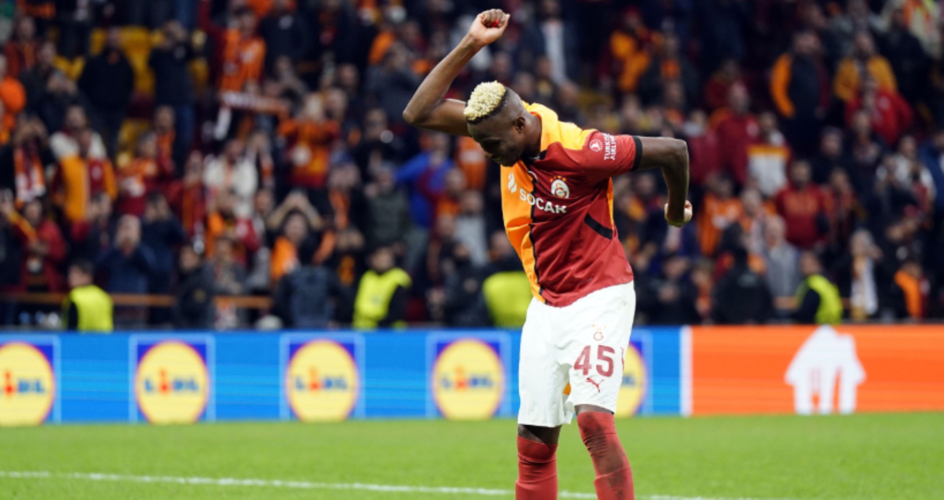 Victor Osimhen, transferiyle ilgili polise ifade verdi