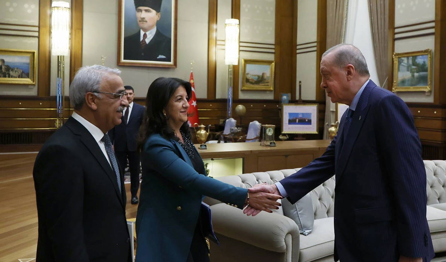 DEM, Erdoğan zirvesi sonrası teröristbaşı Öcalan'la görüşecek