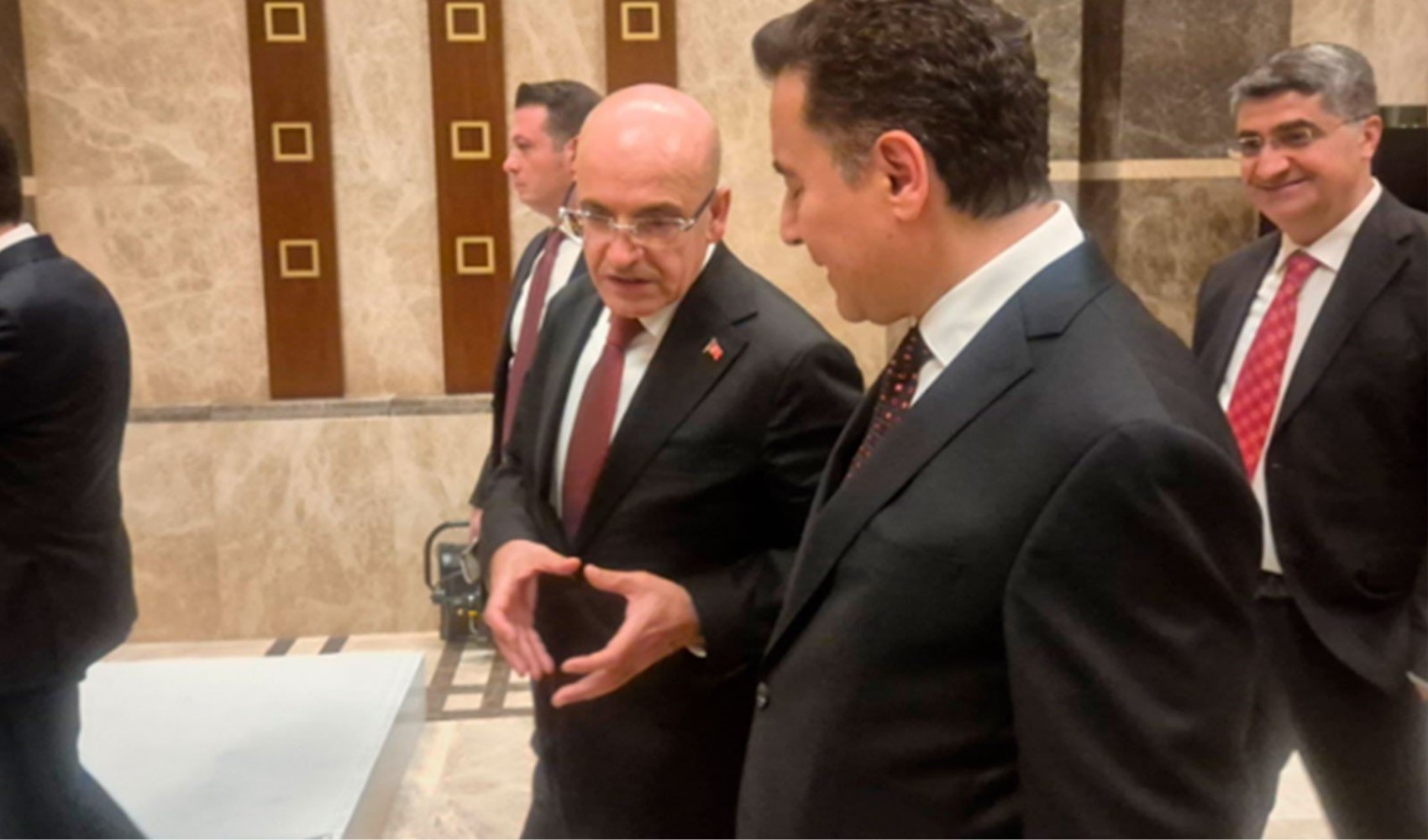 Saray cephesinden Ali Babacan iddialarına yanıt geldi Saray cephesinden Ali Babacan iddialarına yanıt geldi