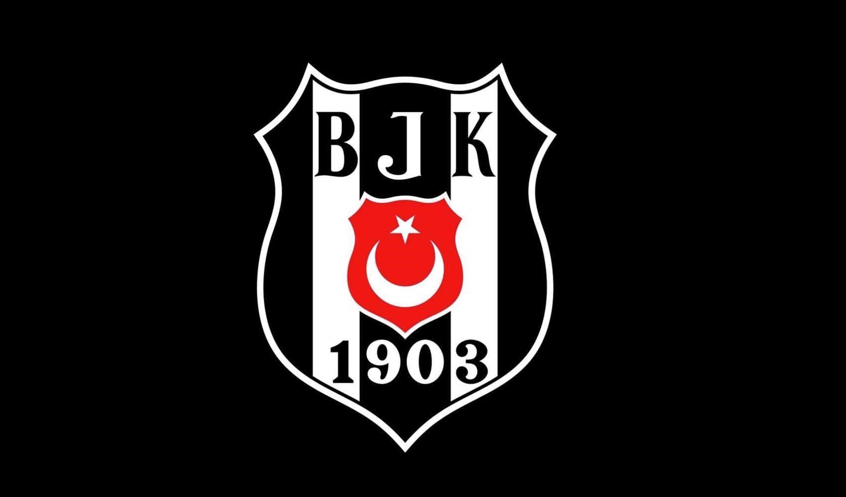 Beşiktaş tribün grupları arasında silahlı kavga
